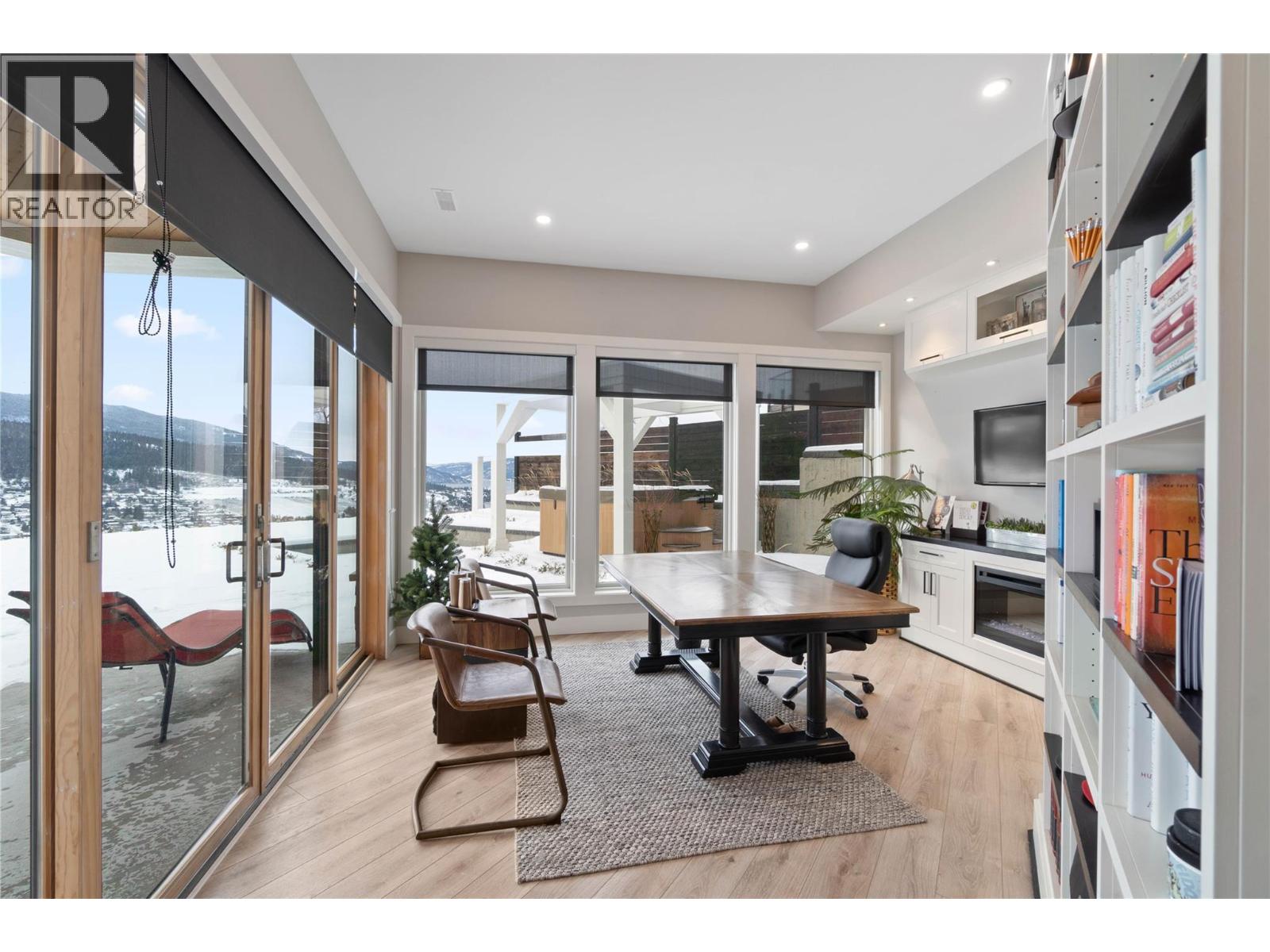 608 Mt Ida Crescent Property Photo 40