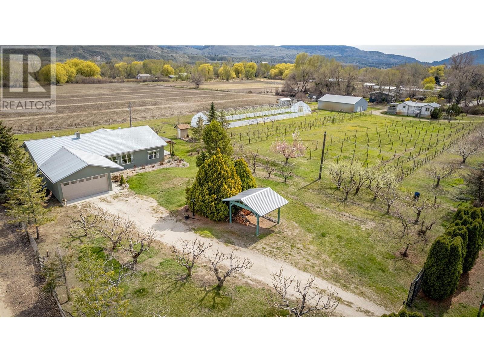 7231 Island Road Property Photo 1