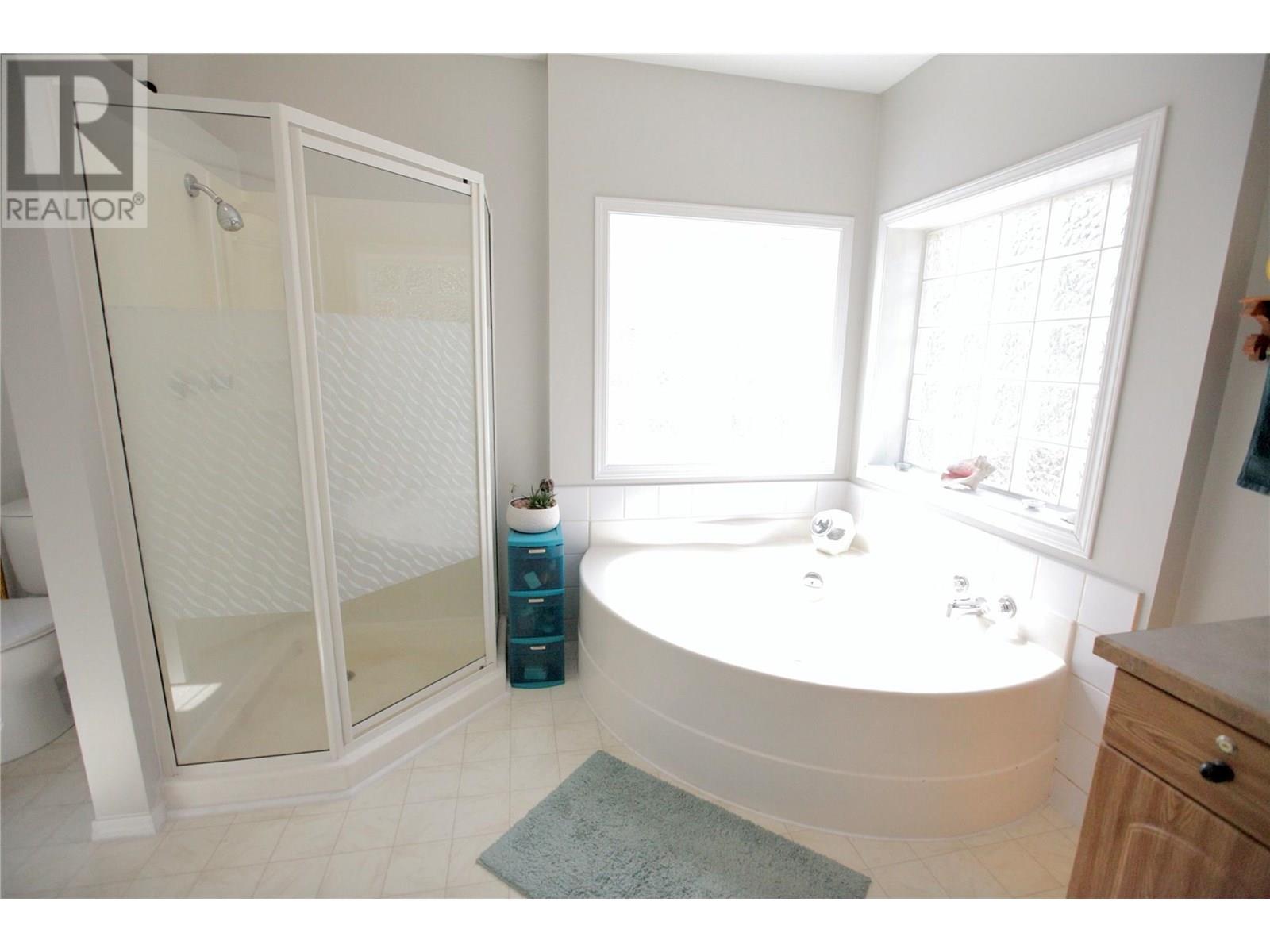700 Heyland Road Property Photo 50