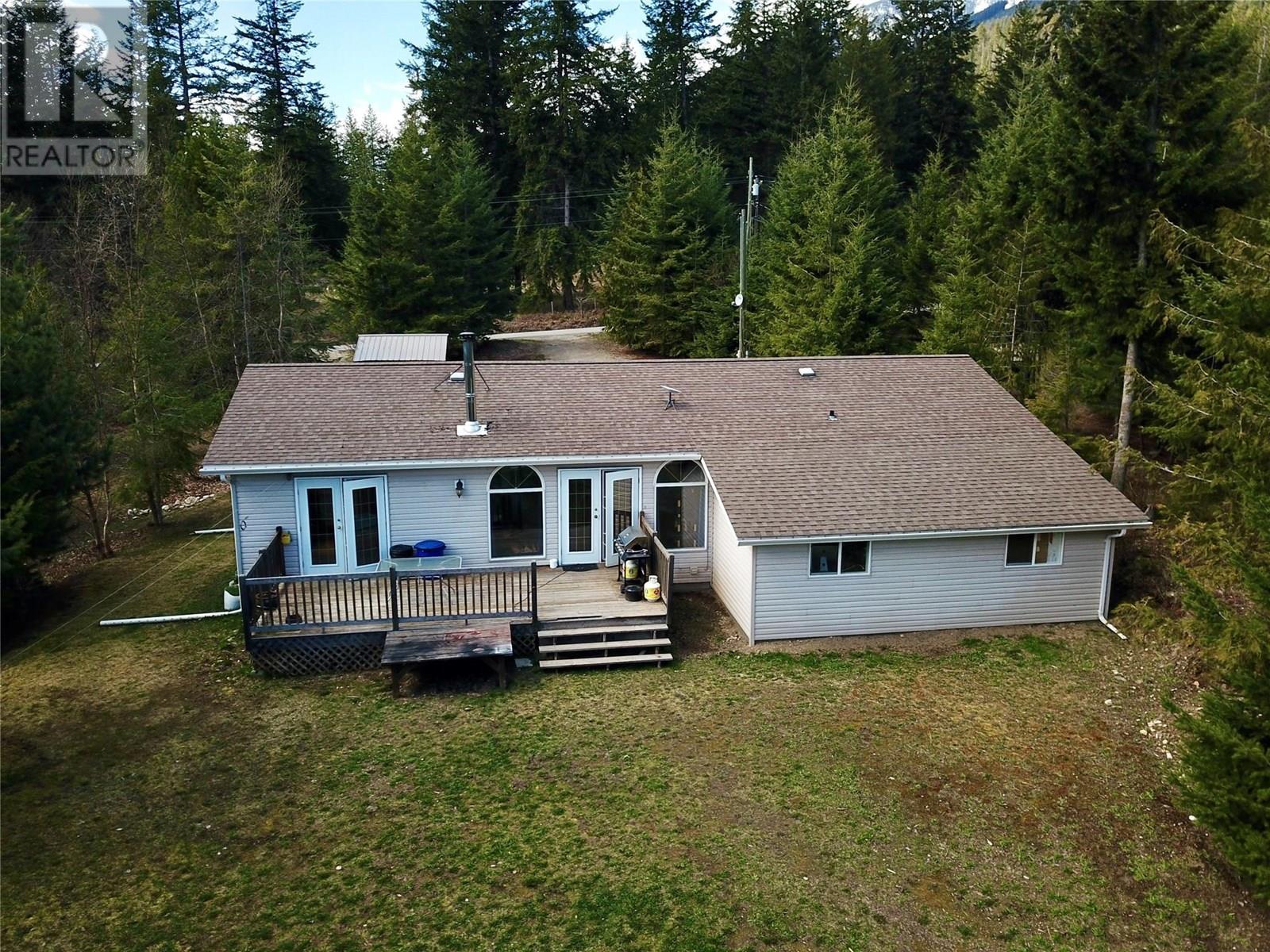 700 Heyland Road Property Photo 57