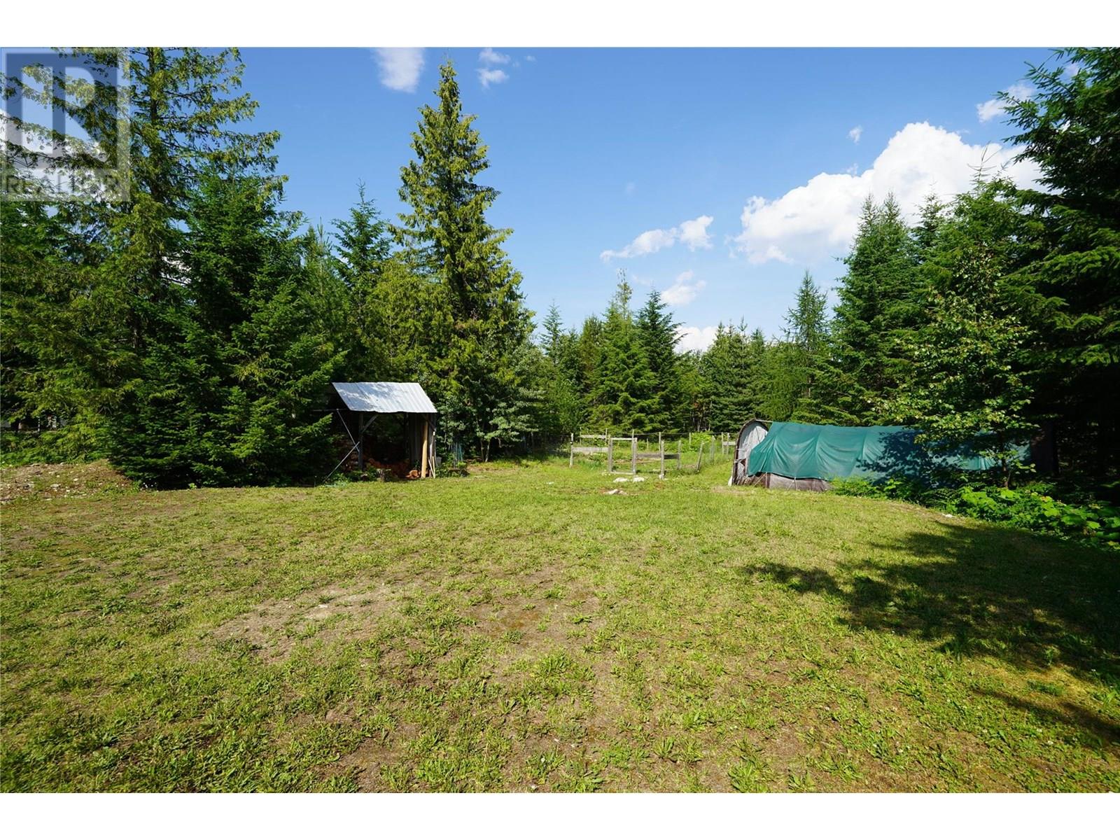 700 Heyland Road Property Photo 58