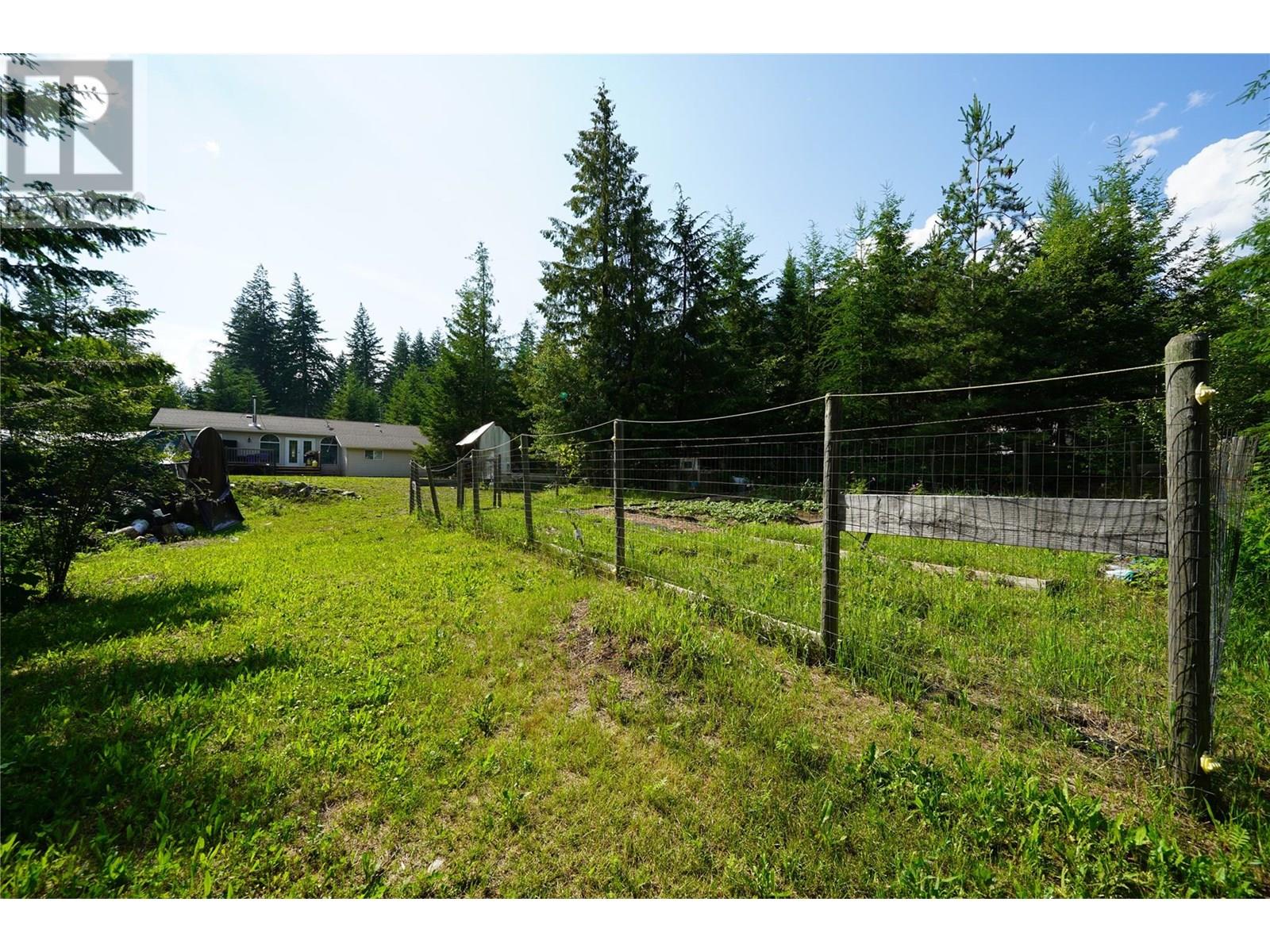 700 Heyland Road Property Photo 72