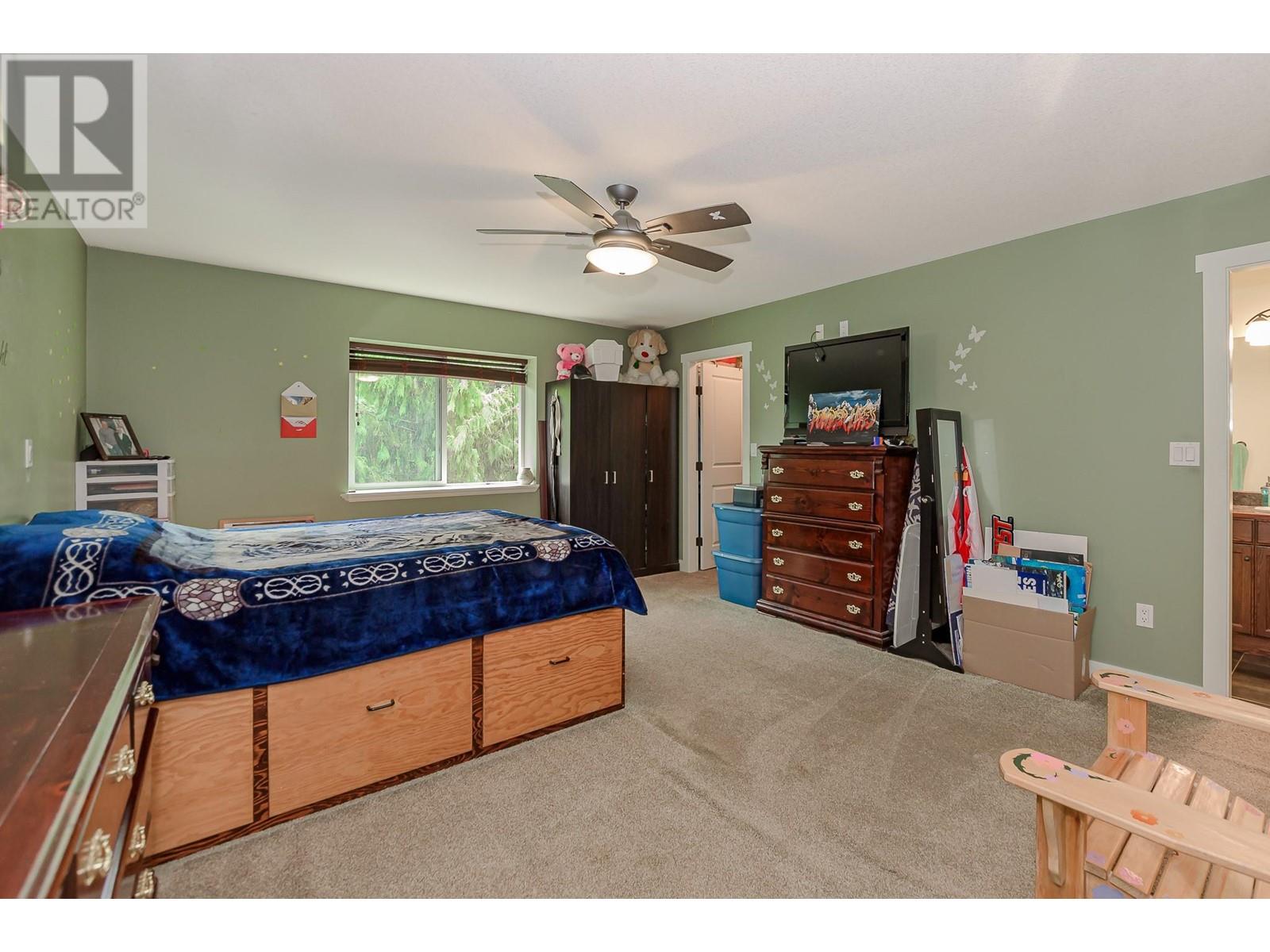 725 Trans Canada Frontage Road Property Photo 46