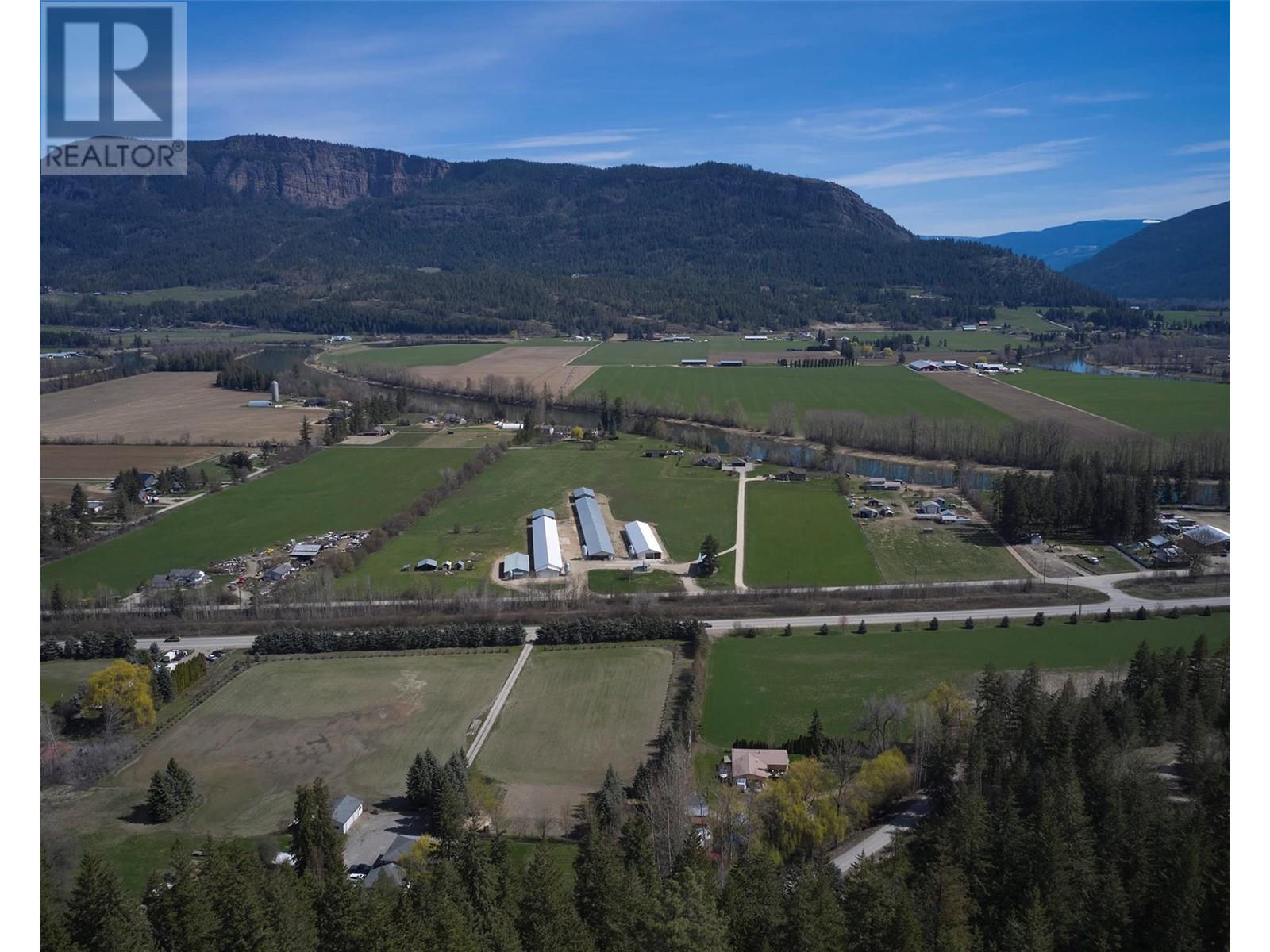 321 Oxbow Place Property Photo 1