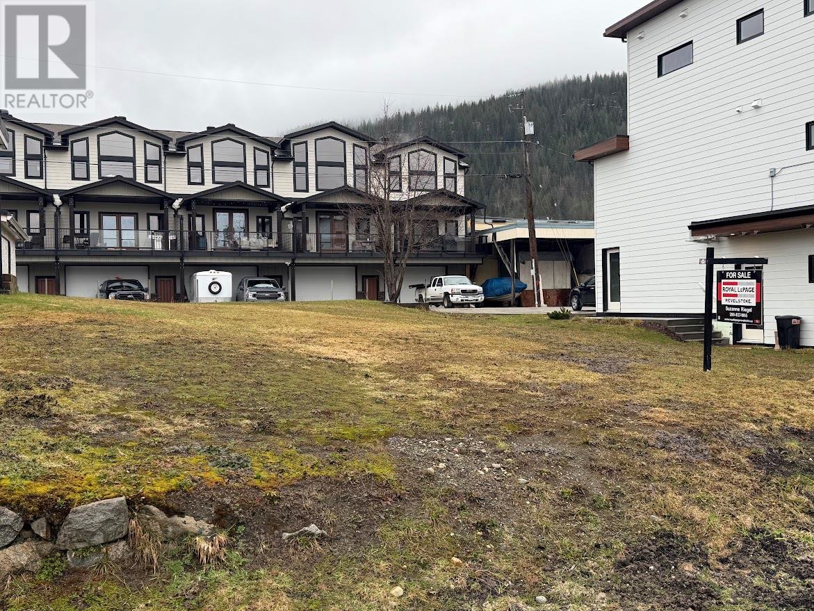 309 Taylor Street Property Photo 1