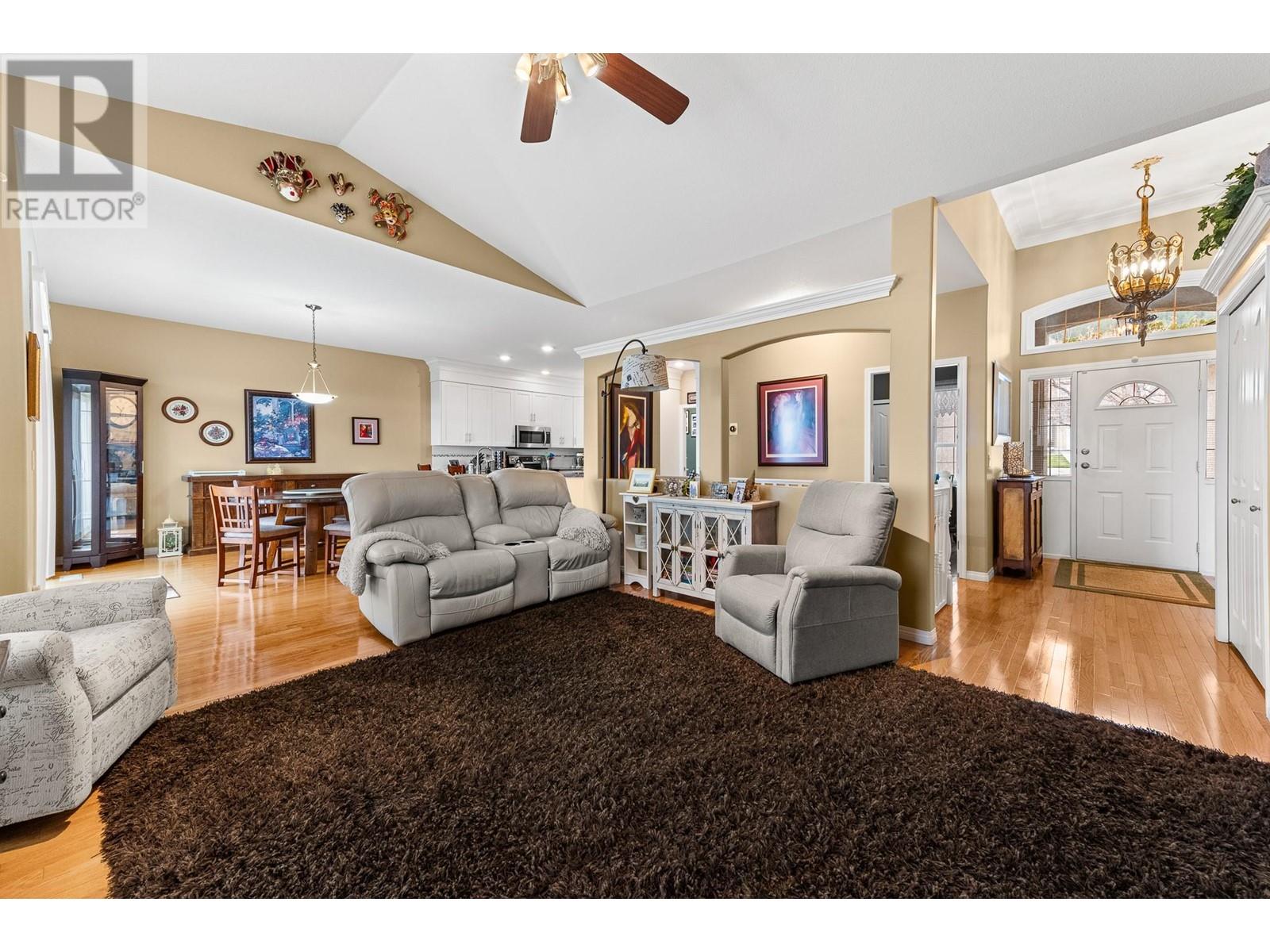 2551 Saddleridge Drive Property Photo 3
