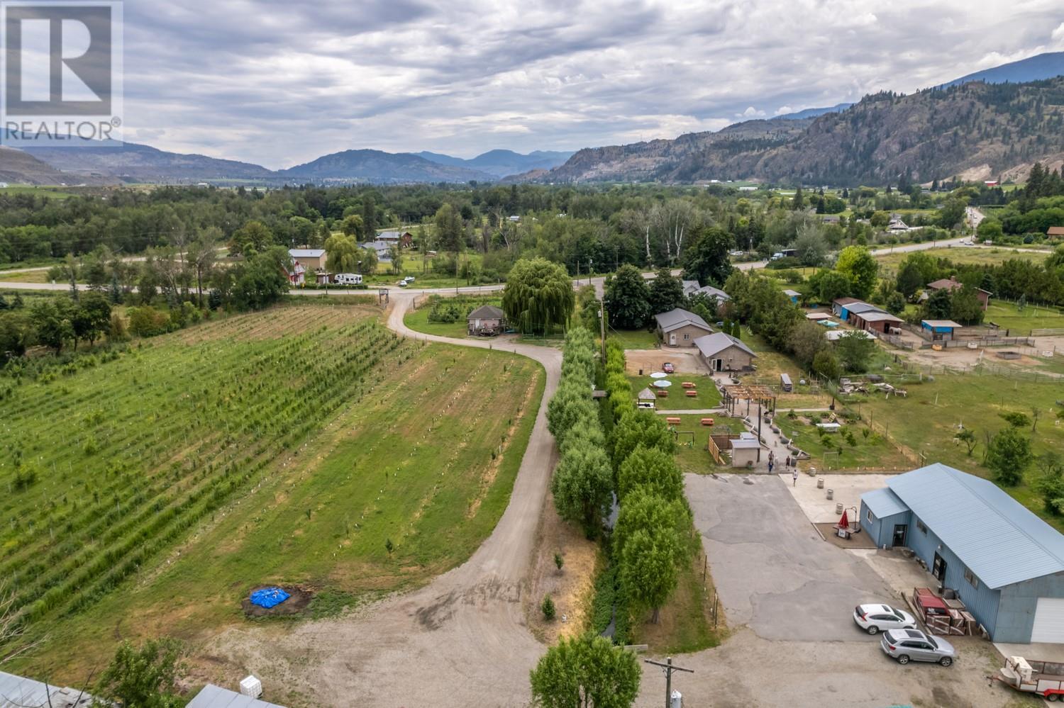7952 97 Highway Property Photo 3