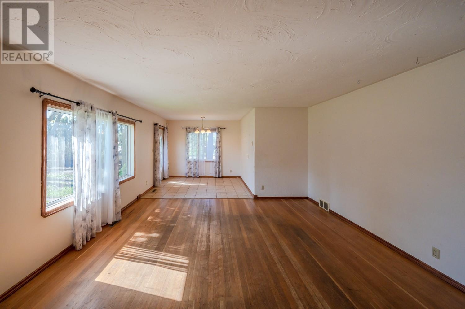7952 97 Highway Property Photo 20