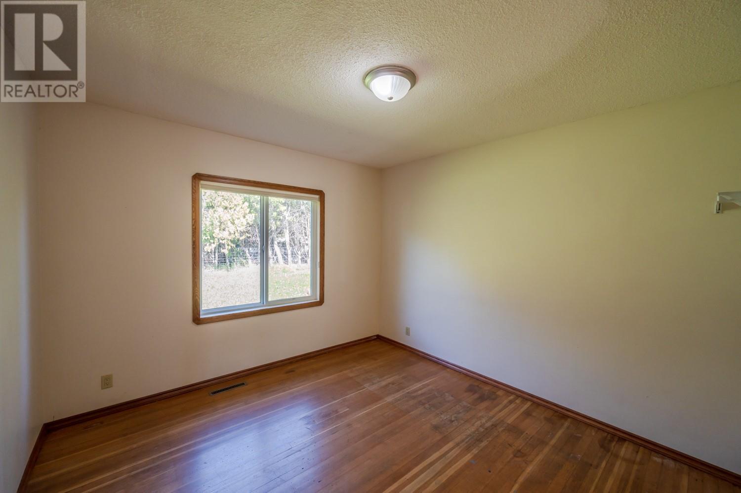 7952 97 Highway Property Photo 21