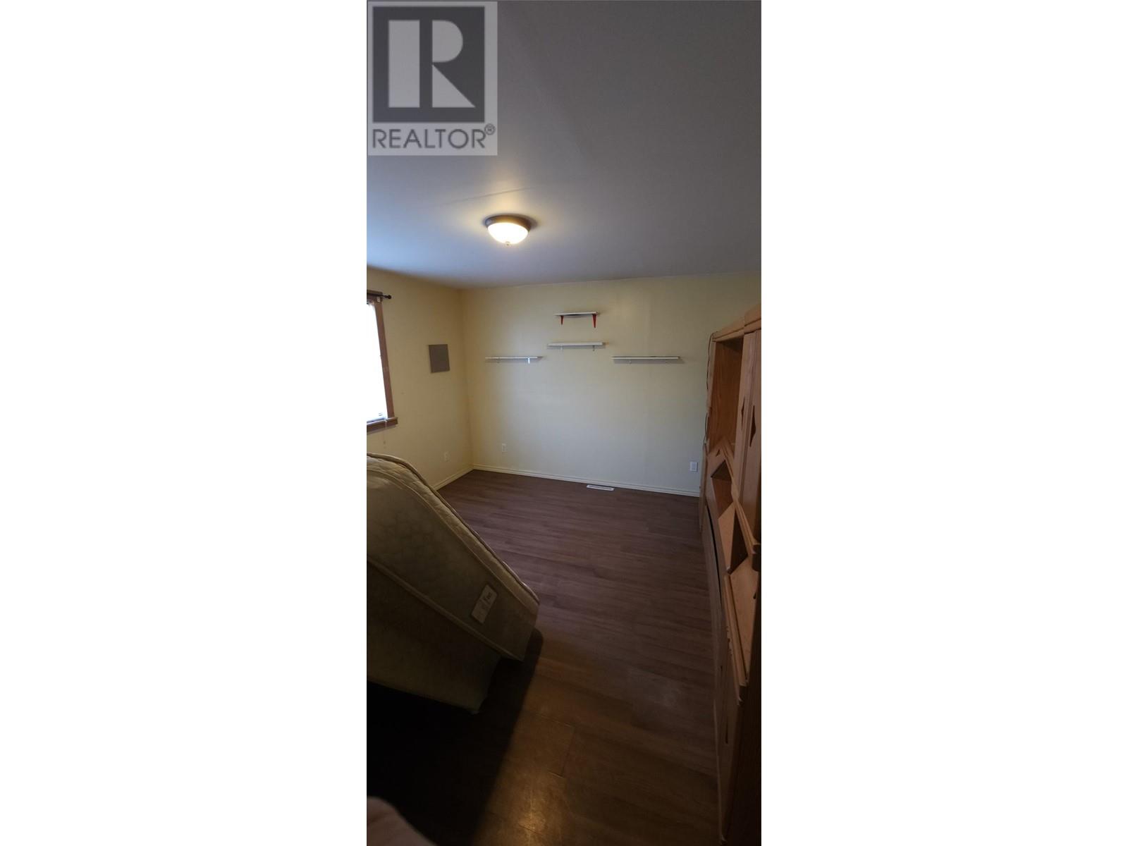 110 Barnes Street Property Photo 8