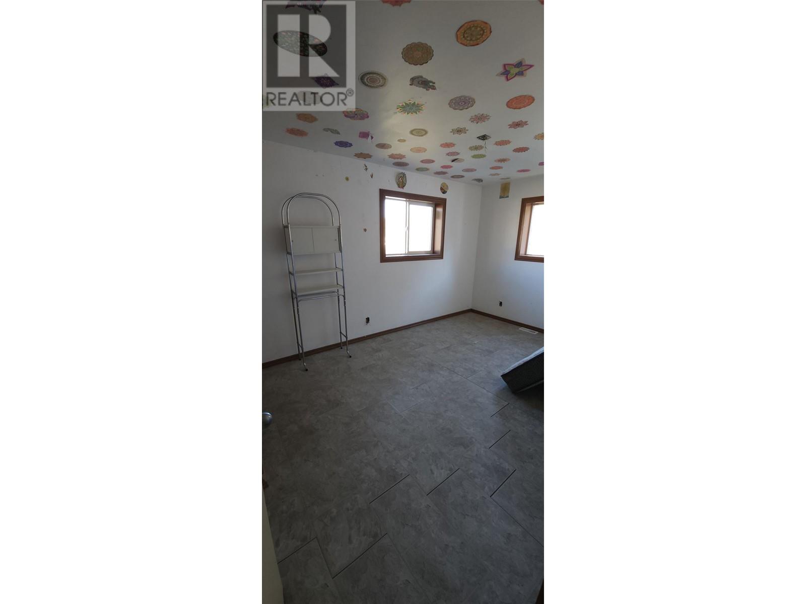 110 Barnes Street Property Photo 12