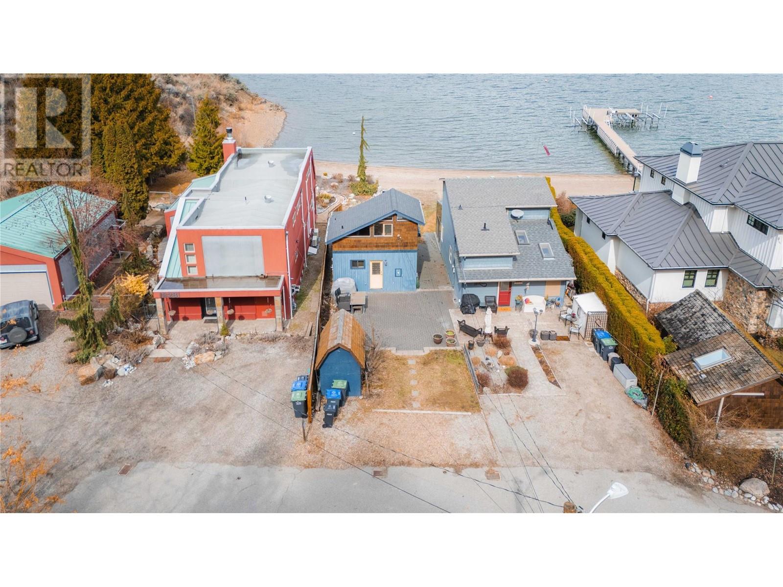 19279 Lakeshore Drive N Property Photo 43