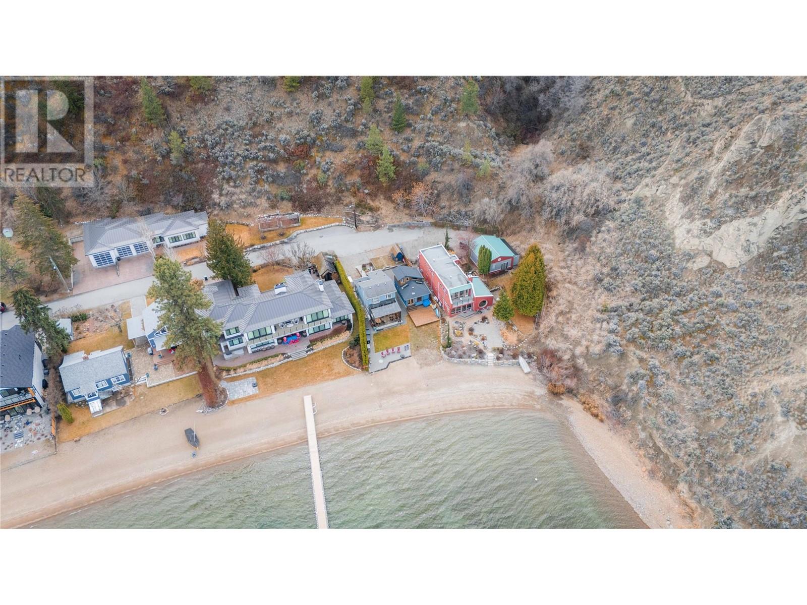 19279 Lakeshore Drive N Property Photo 46