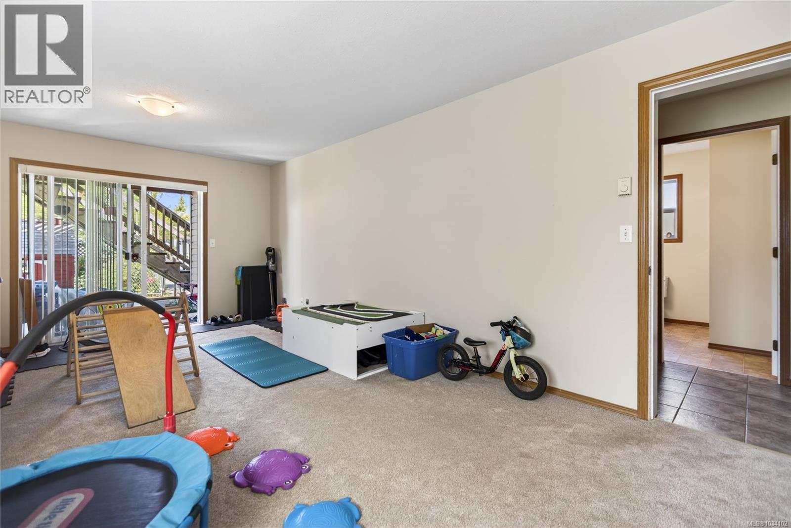 1270 Noel Ave Property Photo 37