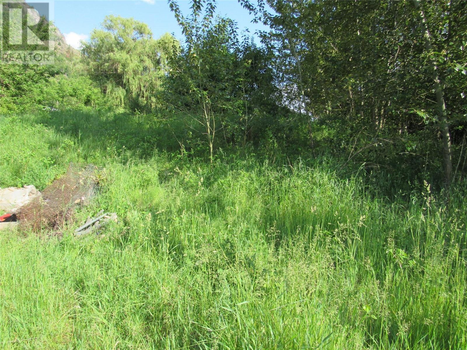 2073 Raspberry Road Property Photo 5