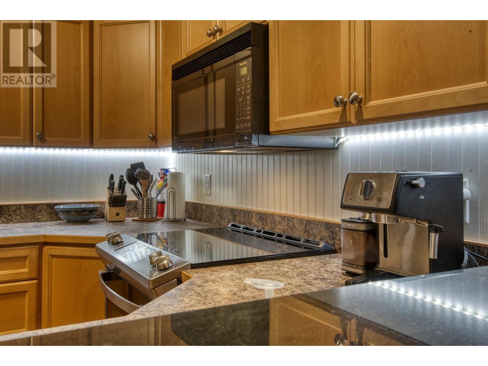 360 Strayhorse Road Unit# 4 Property Photo 5