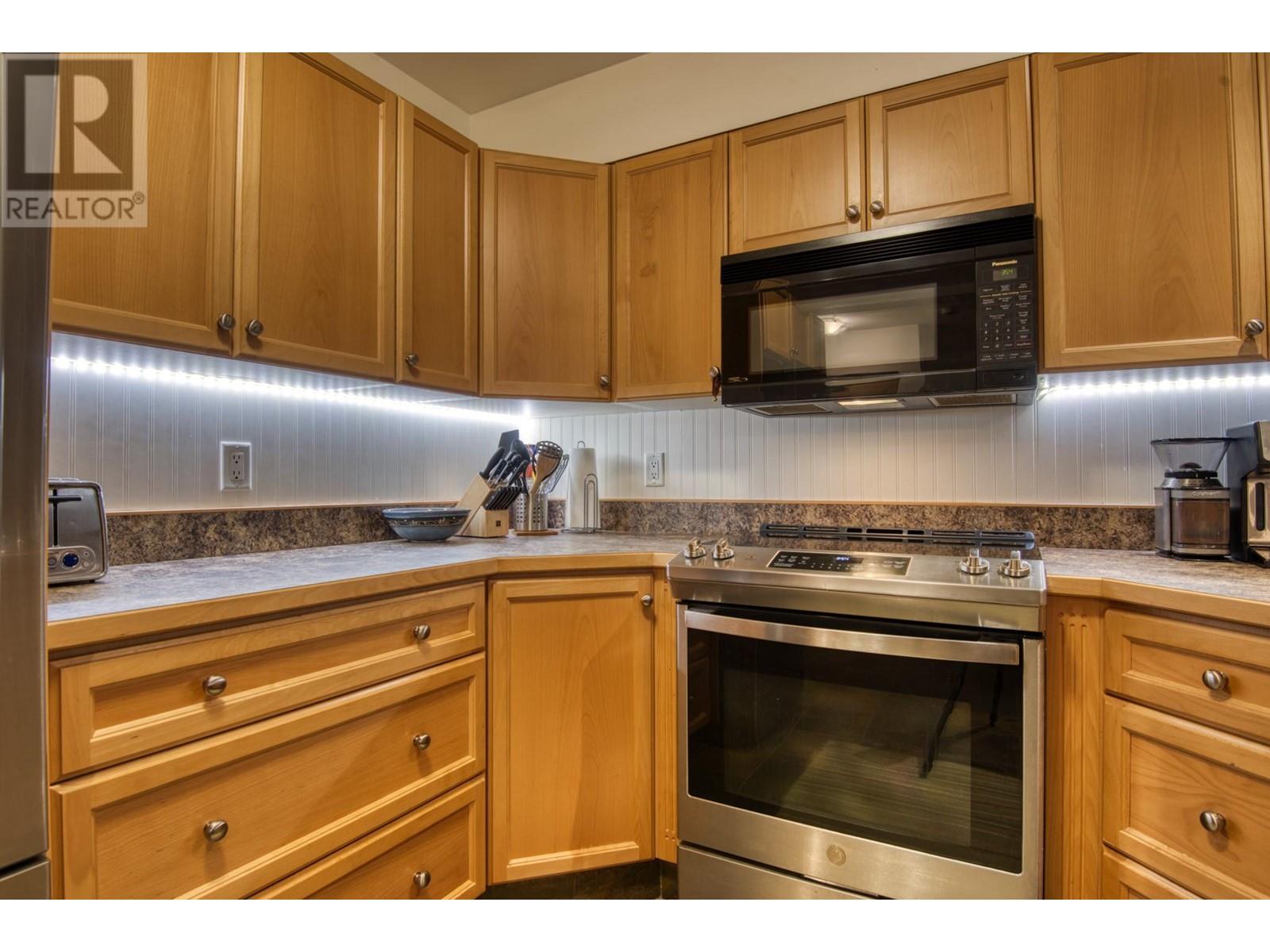 360 Strayhorse Road Unit# 4 Property Photo 9