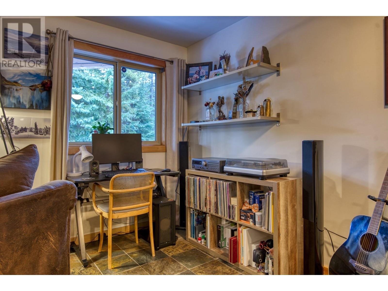 360 Strayhorse Road Unit# 4 Property Photo 17