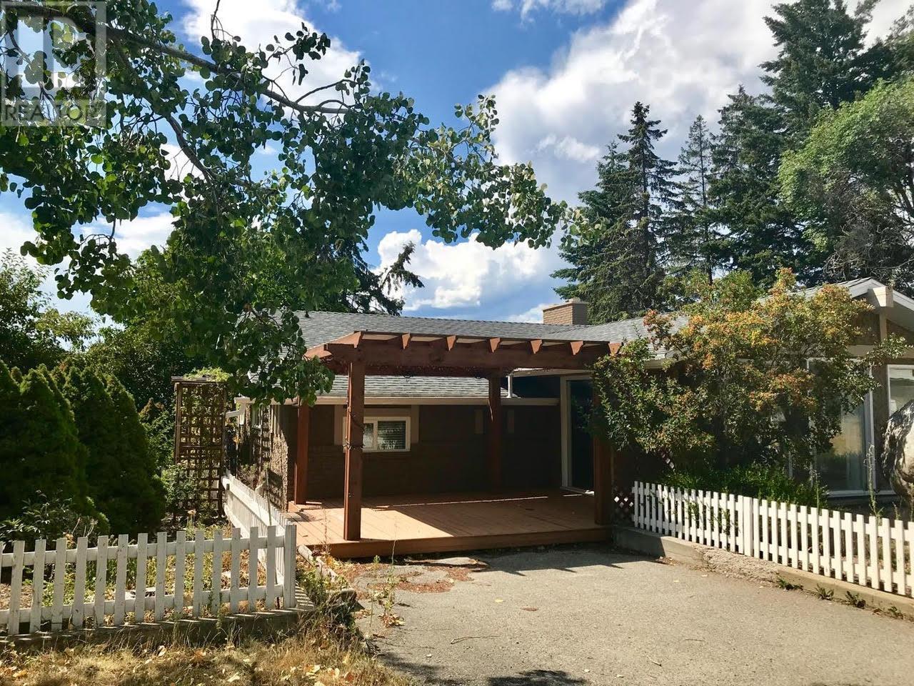 2879 Highway 33 E Property Photo 4