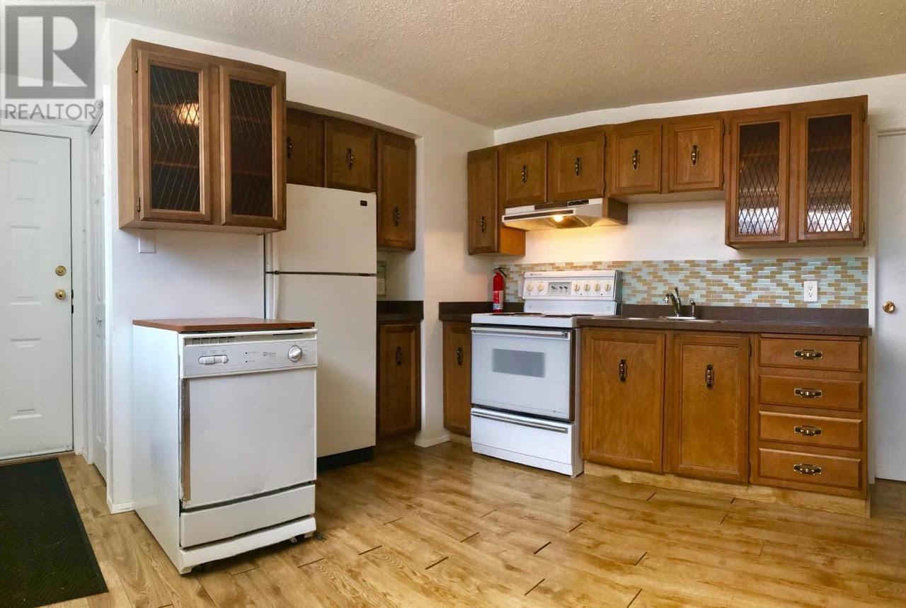 2879 Highway 33 E Property Photo 13