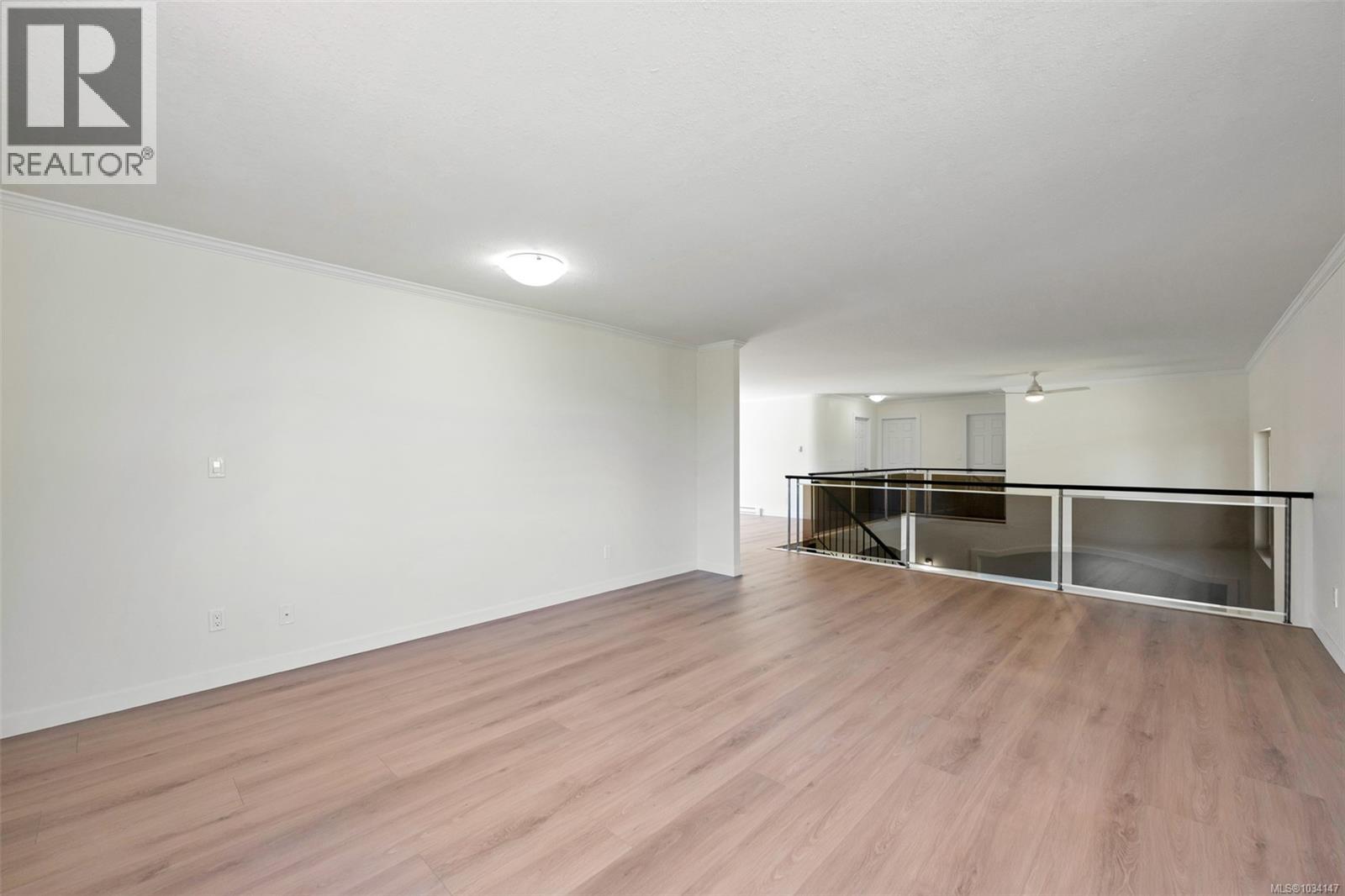 1580 Babine Rd Property Photo 5