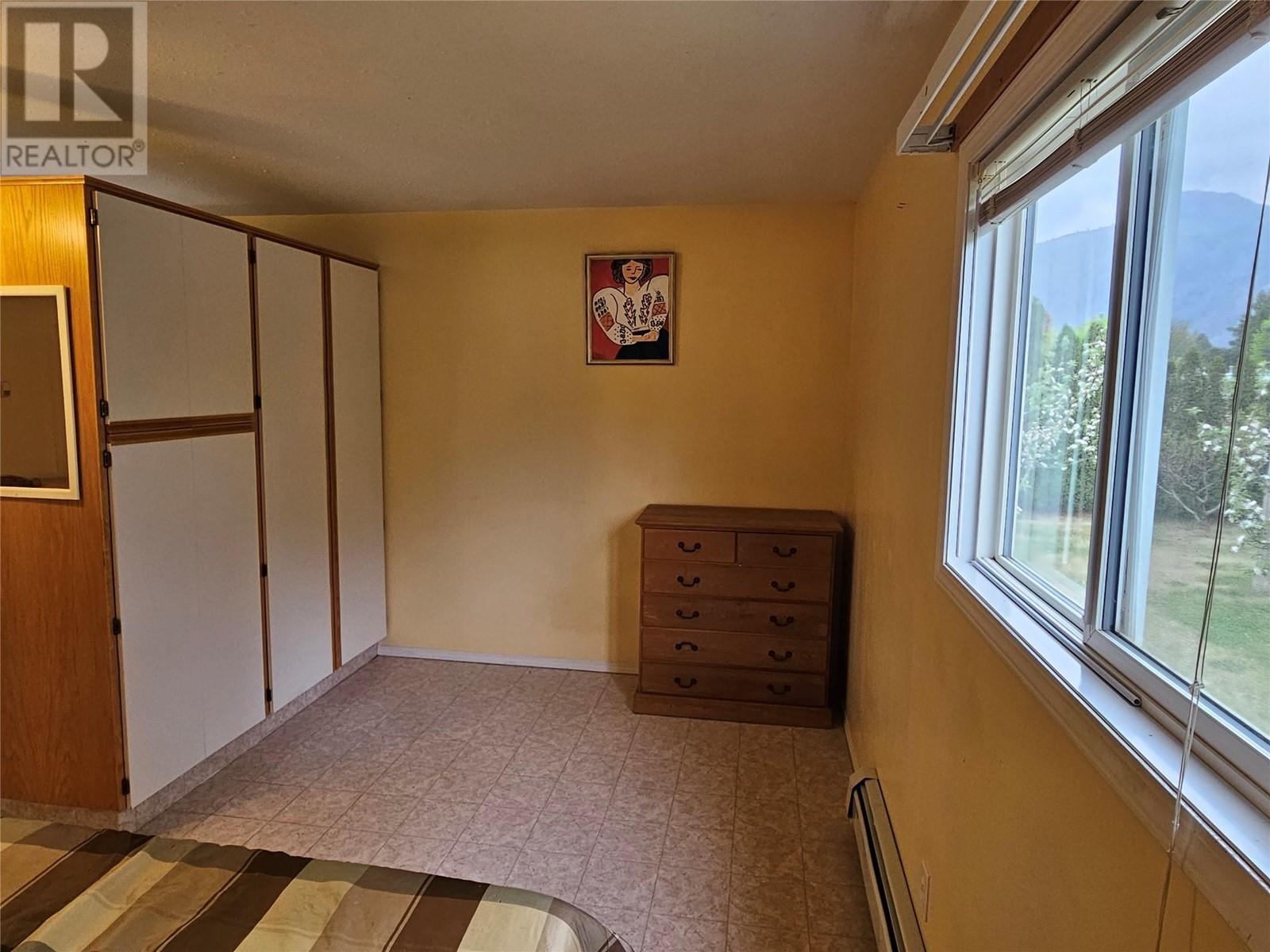 2234 Newton Road Property Photo 24