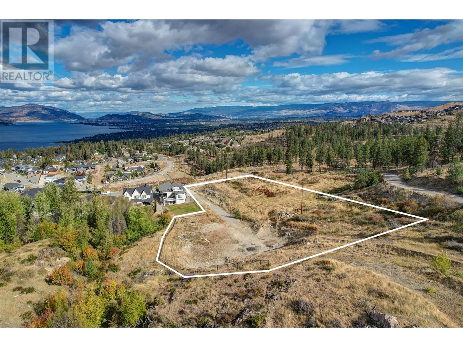 602 Trumpeter Road Property Photo 1