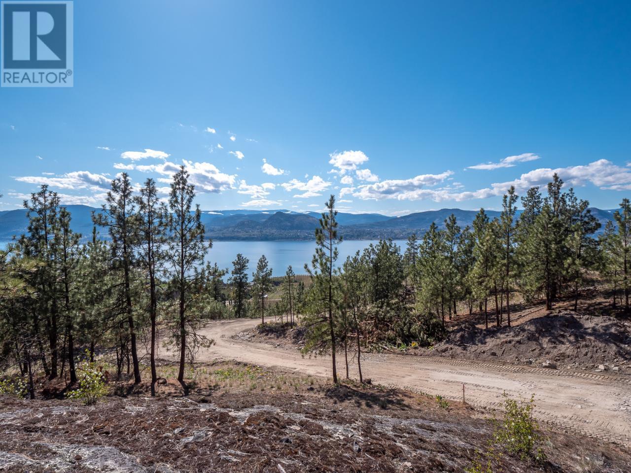 4650 North Naramata Road Unit# 7 Property Photo 1