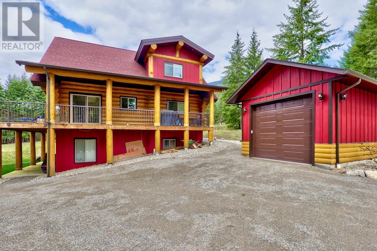 2589 Airstrip Road Property Photo