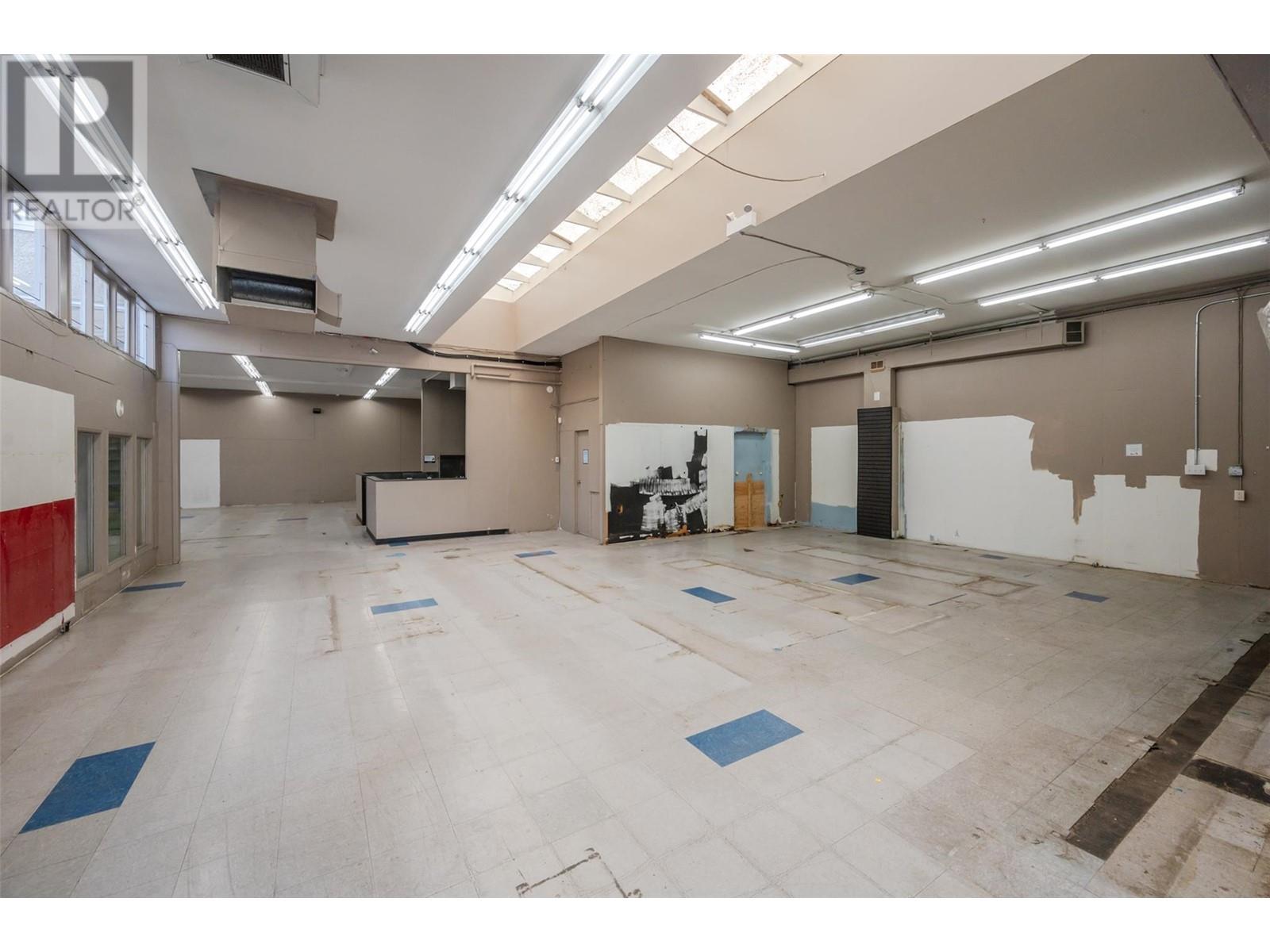 402 Industrial Avenue E Property Photo 6