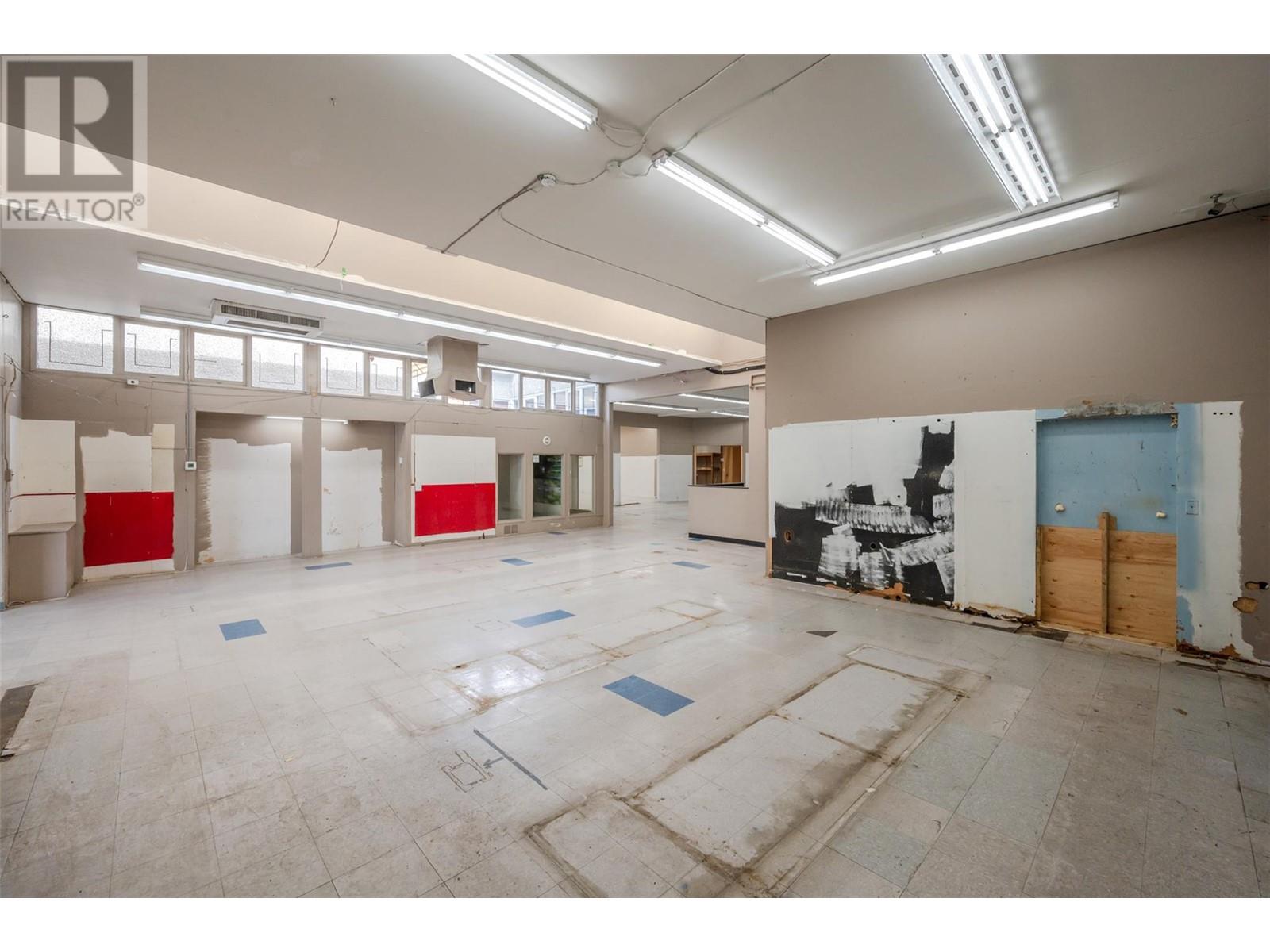 402 Industrial Avenue E Property Photo 7