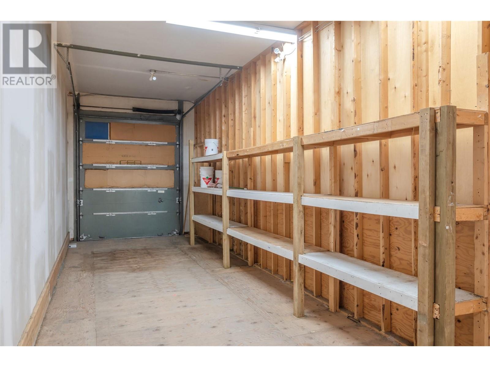 402 Industrial Avenue E Property Photo 23