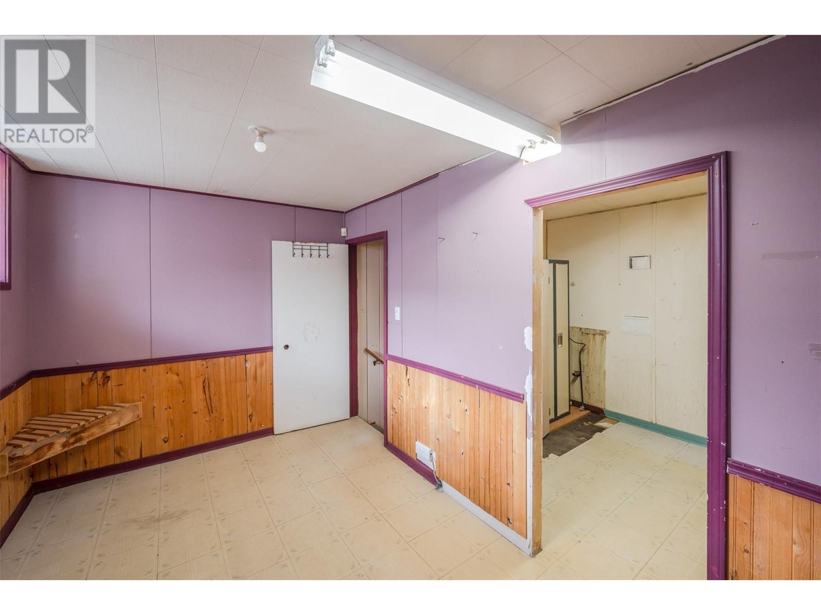 402 Industrial Avenue E Property Photo 36