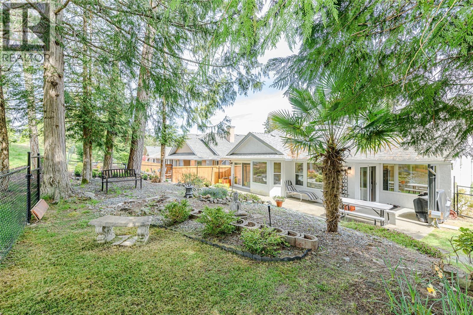 3556 Arbutus Dr S Property Photo 41