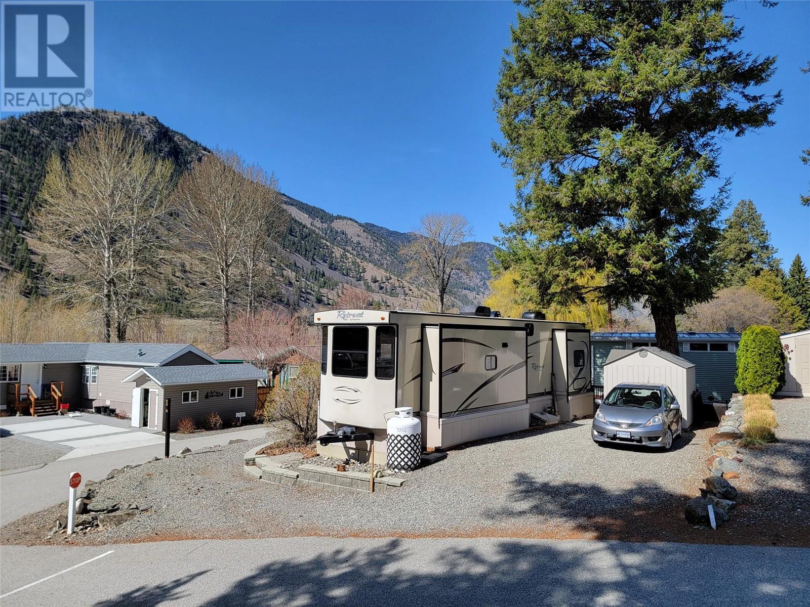 4354 Highway 3 Unit# 13 Property Photo 2