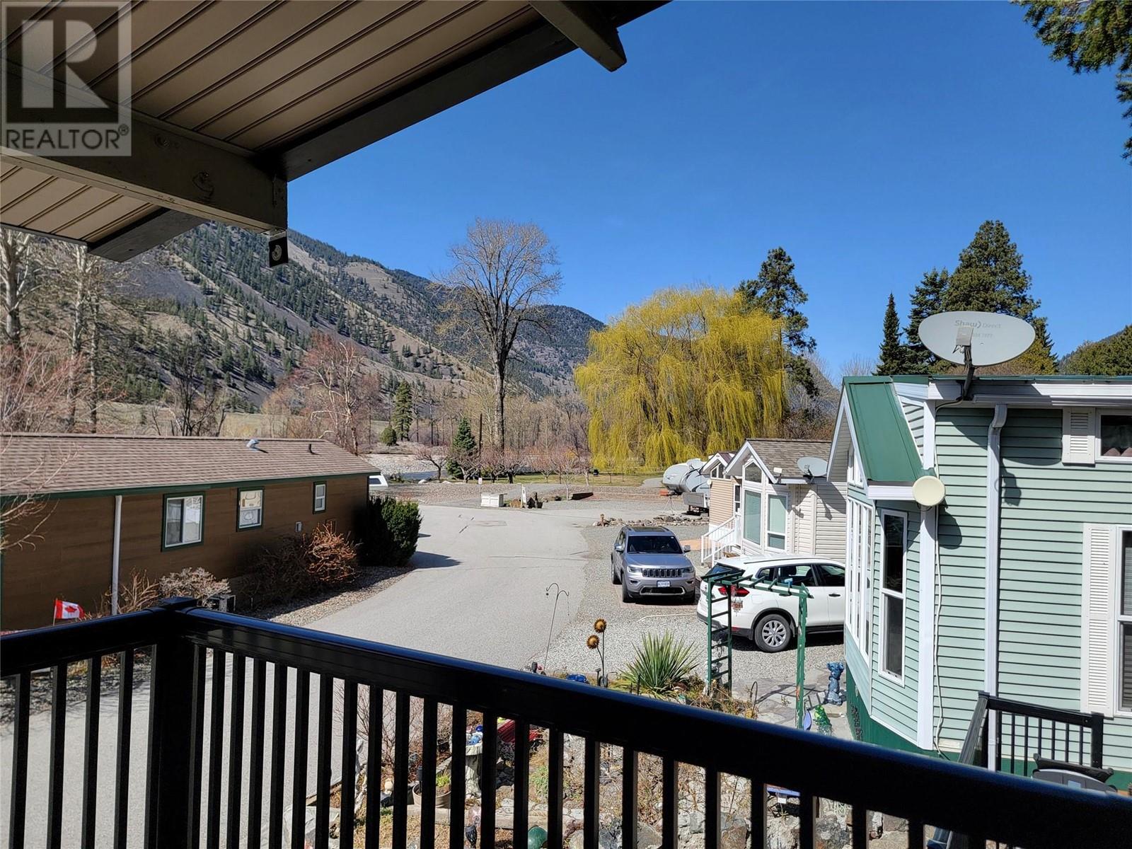 4354 Highway 3 Unit# 13 Property Photo 4
