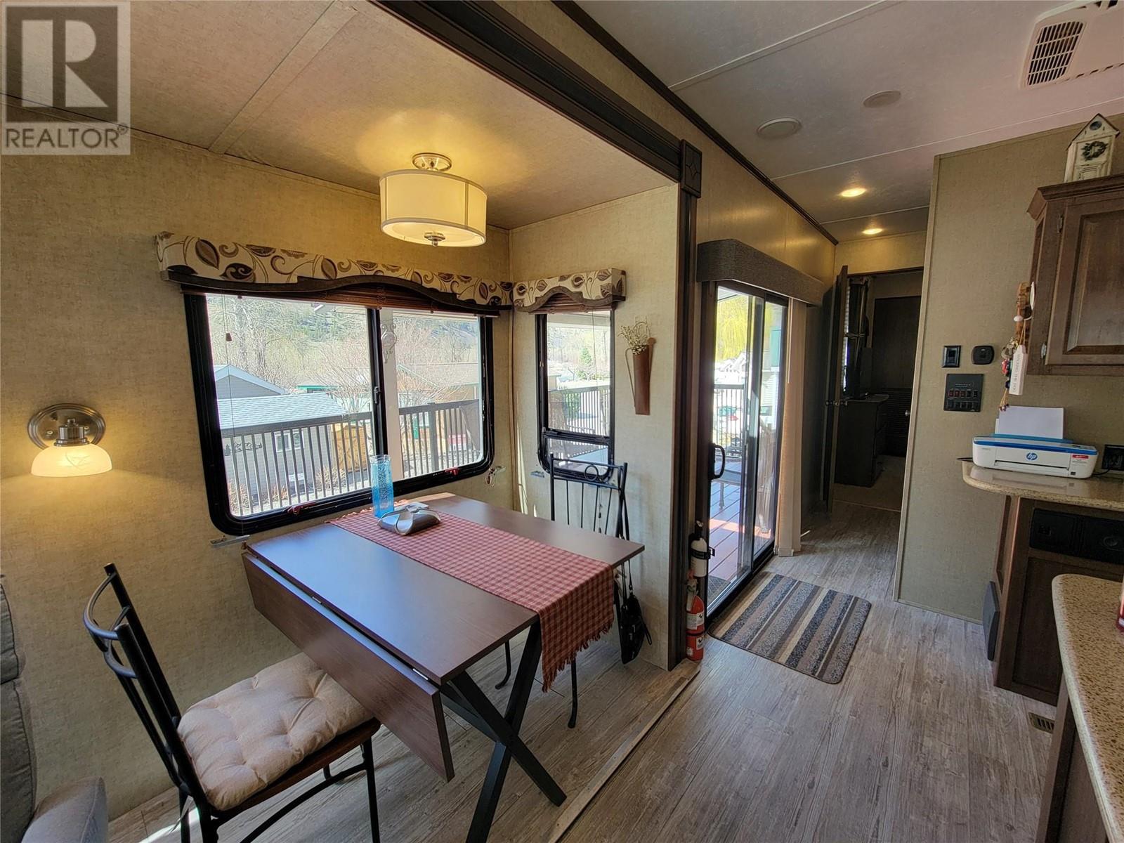 4354 Highway 3 Unit# 13 Property Photo 13