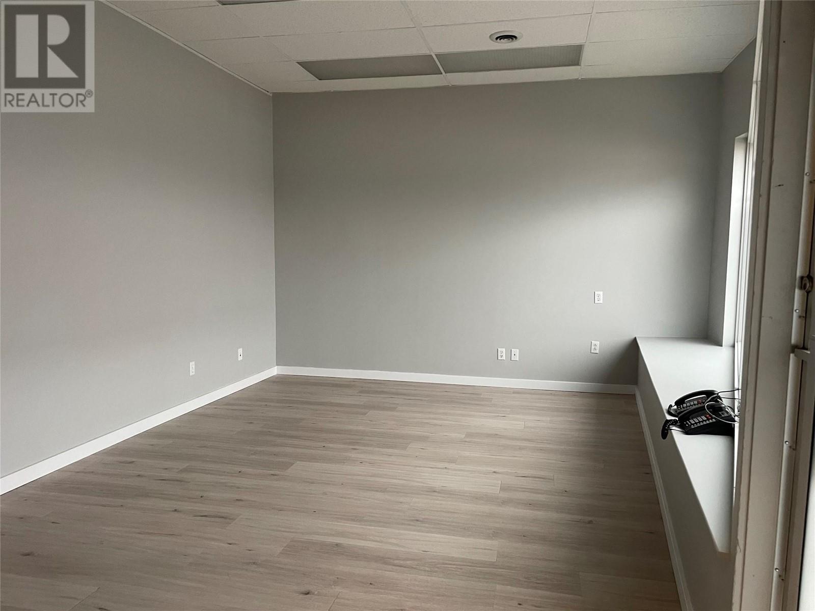 3202 32 Avenue Unit# B Property Photo 2