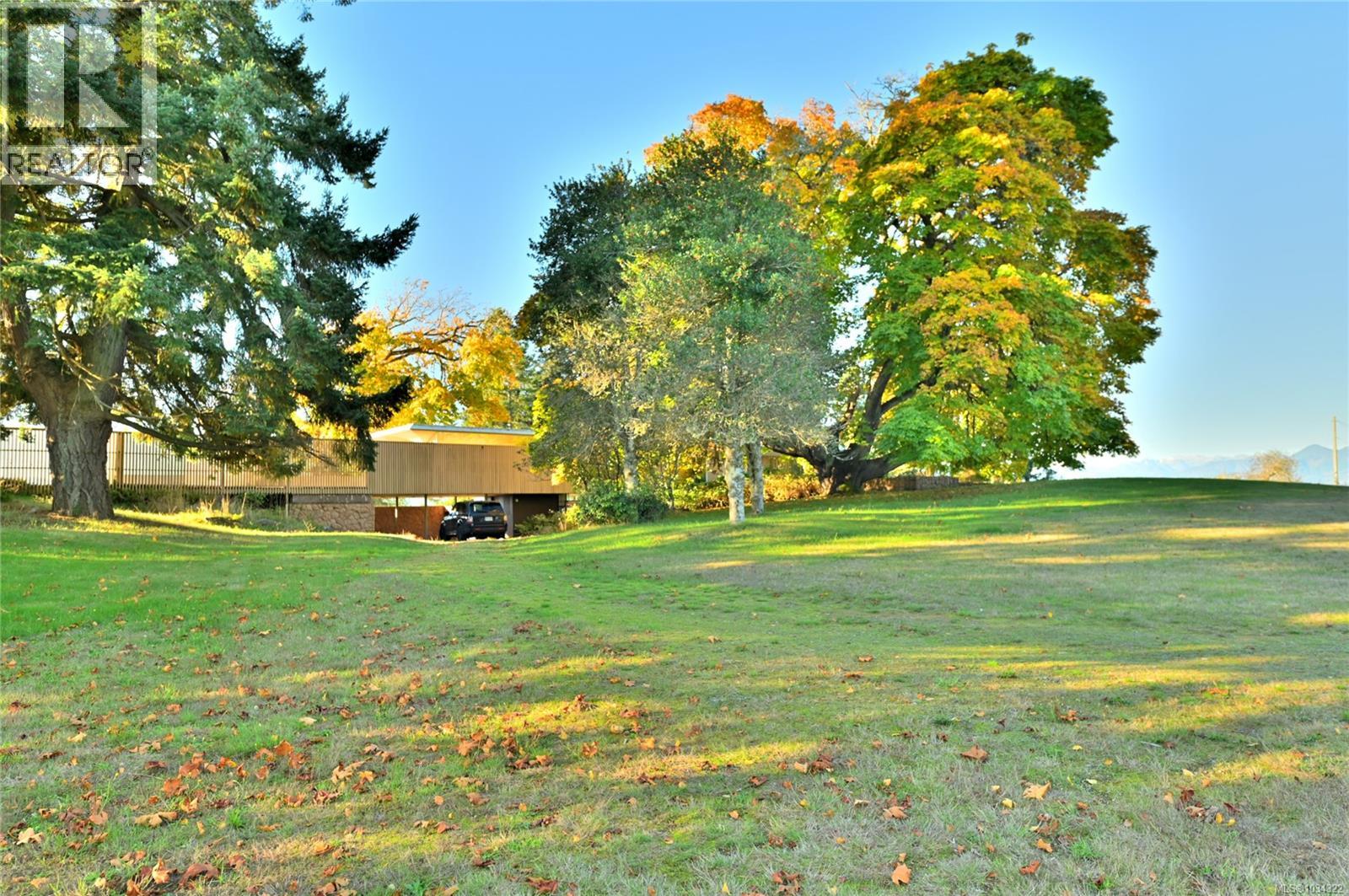1133 Moore Rd Property Photo 38