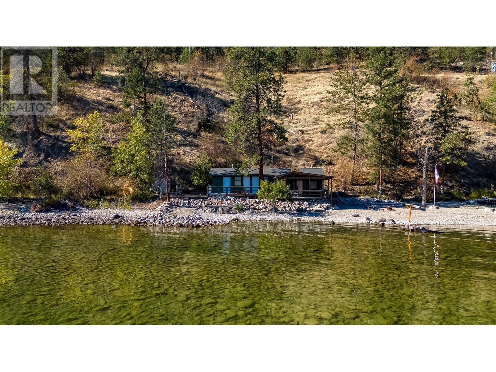 6805 Highway 97 S Property Photo 2