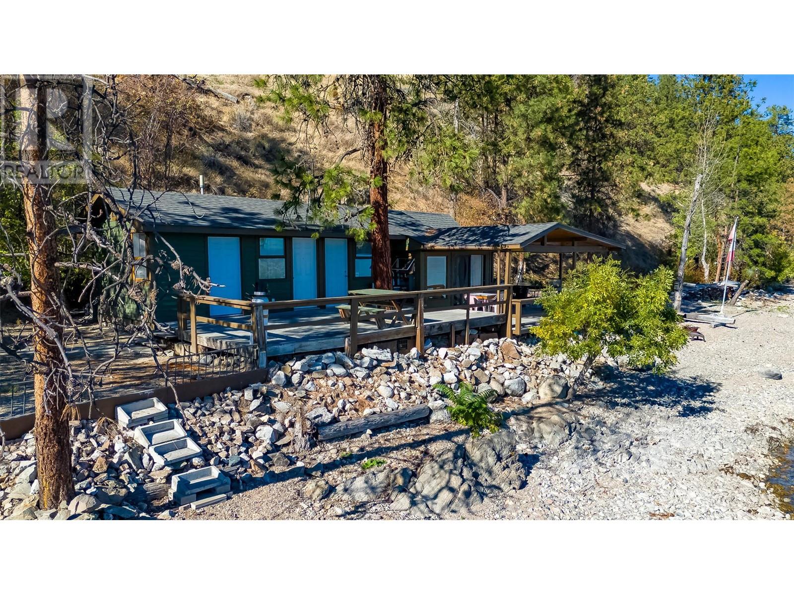 6805 Highway 97 S Property Photo 6