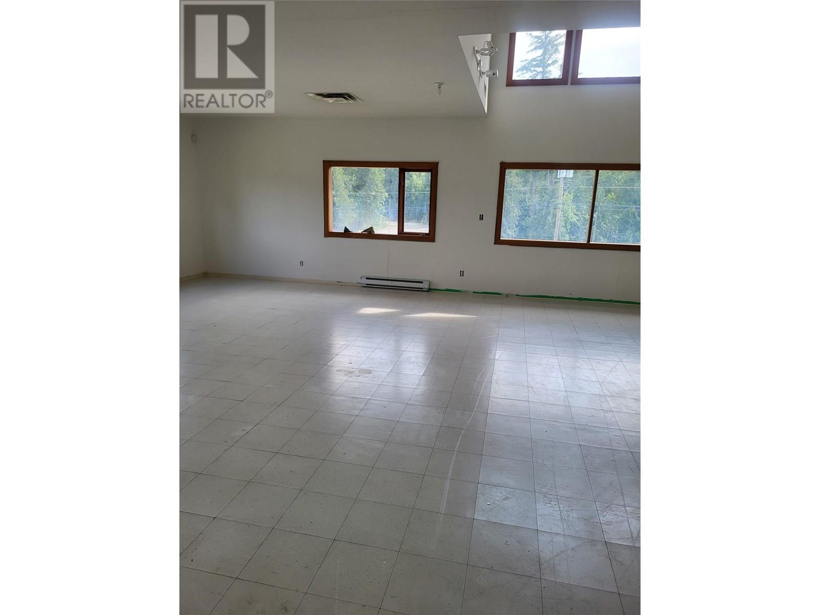 4113 Squilax-anglemont Road Property Photo 11