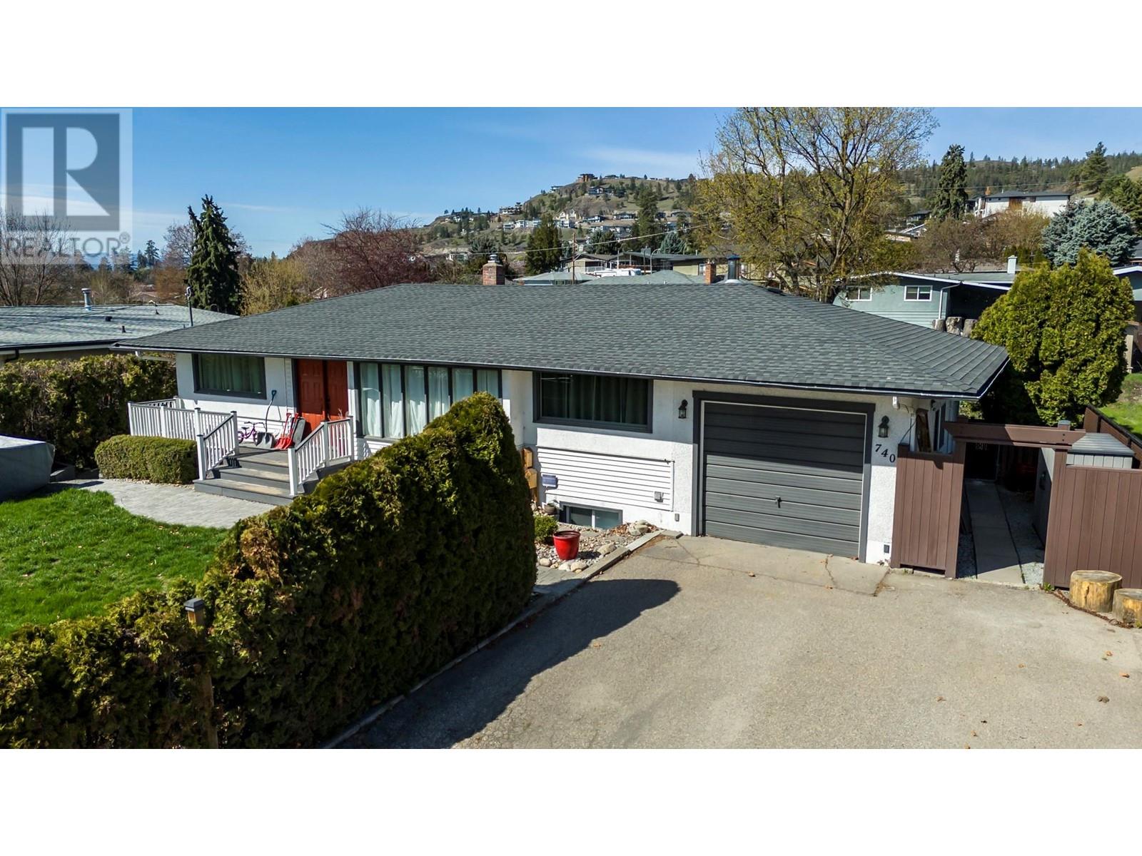 740 Glenmore Drive Property Photo 25