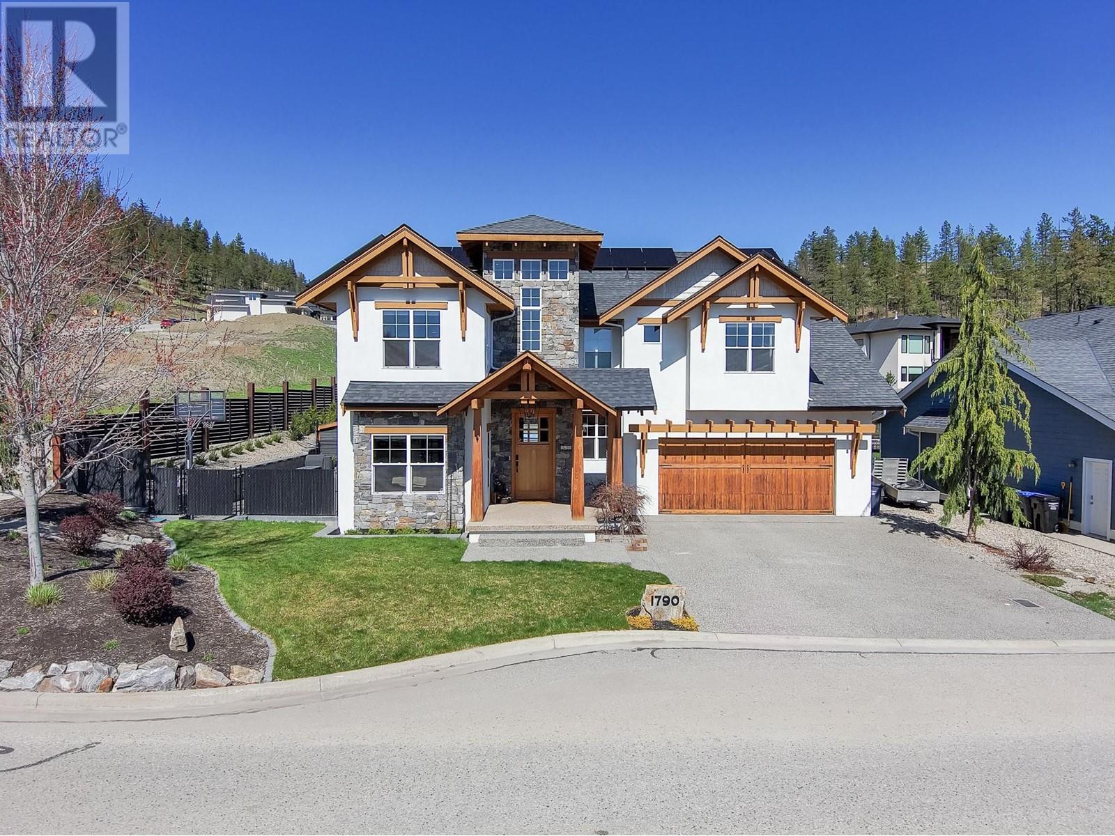 1790 Begbie Road Property Photo 1