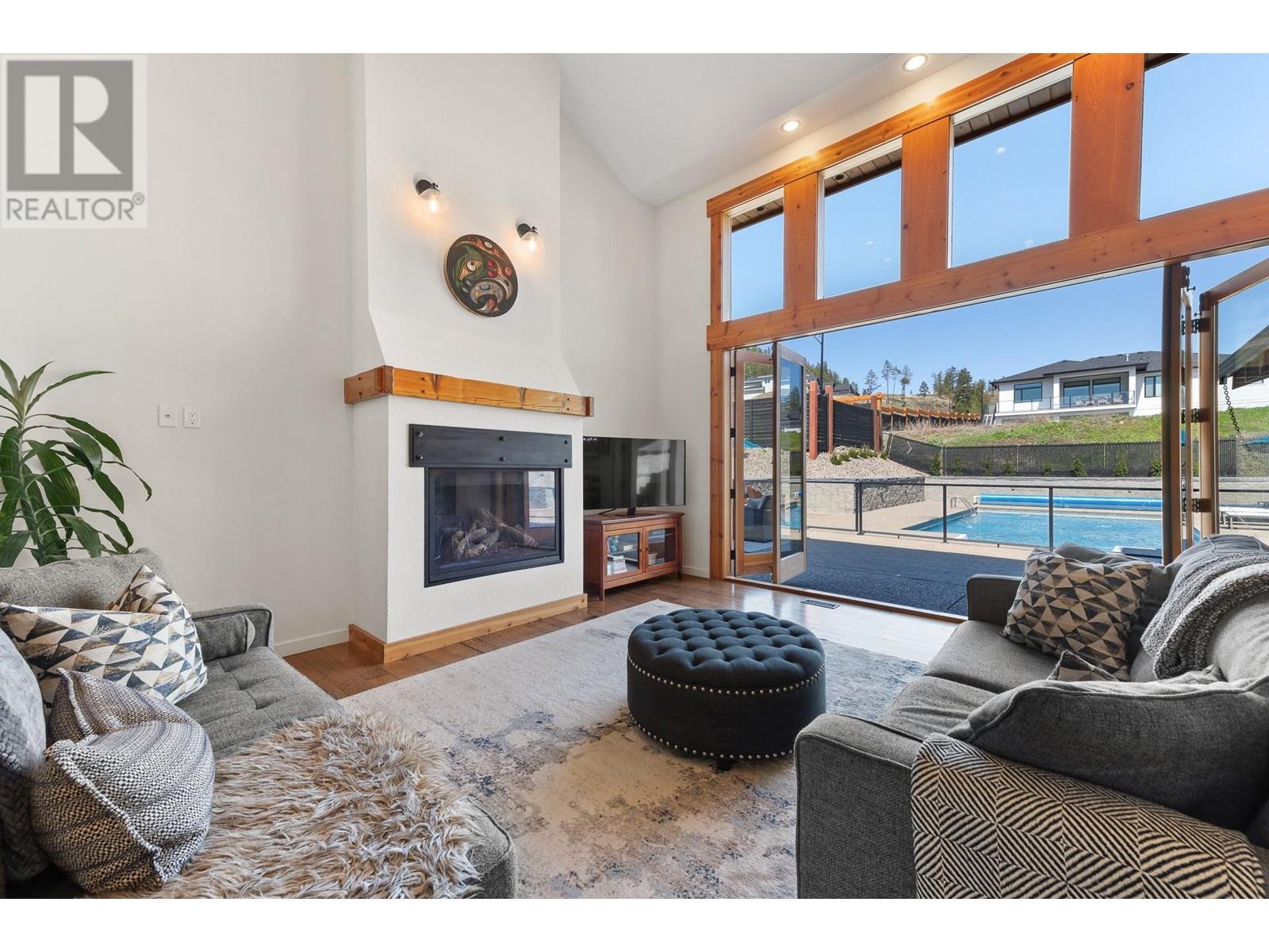 1790 Begbie Road Property Photo 10