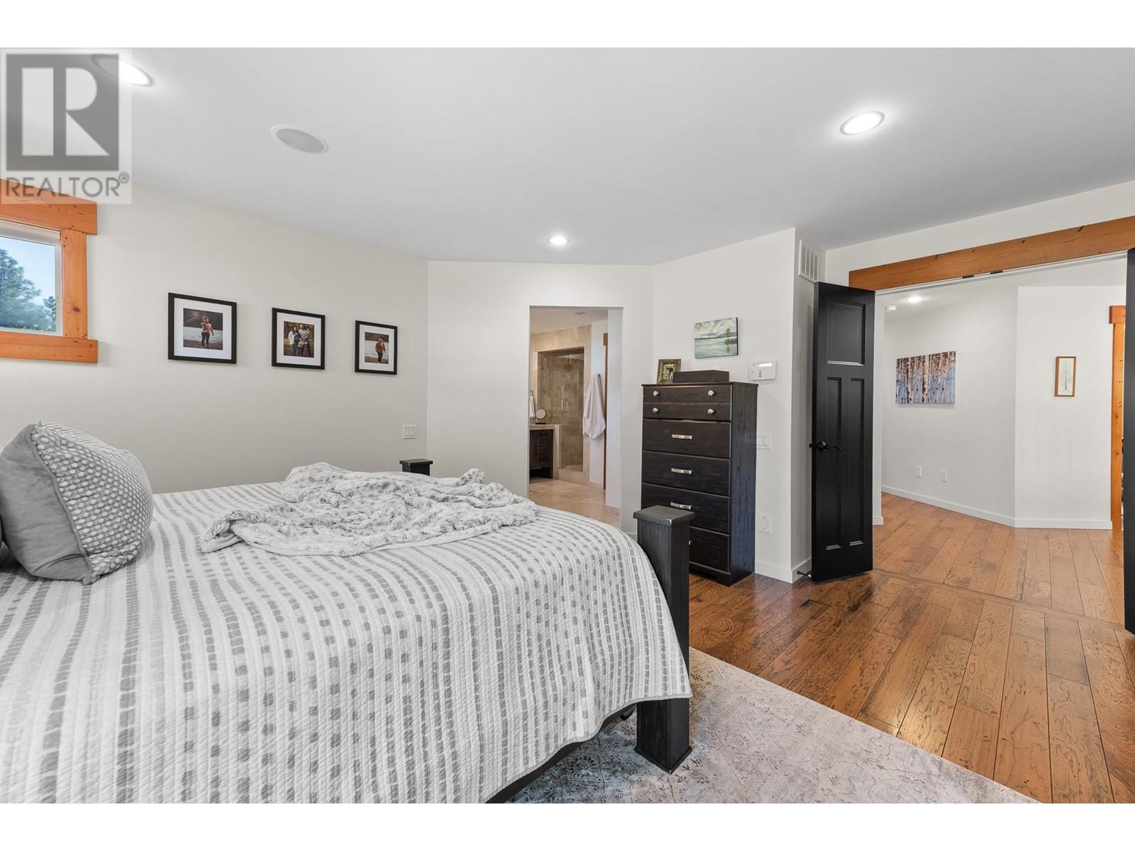 1790 Begbie Road Property Photo 27