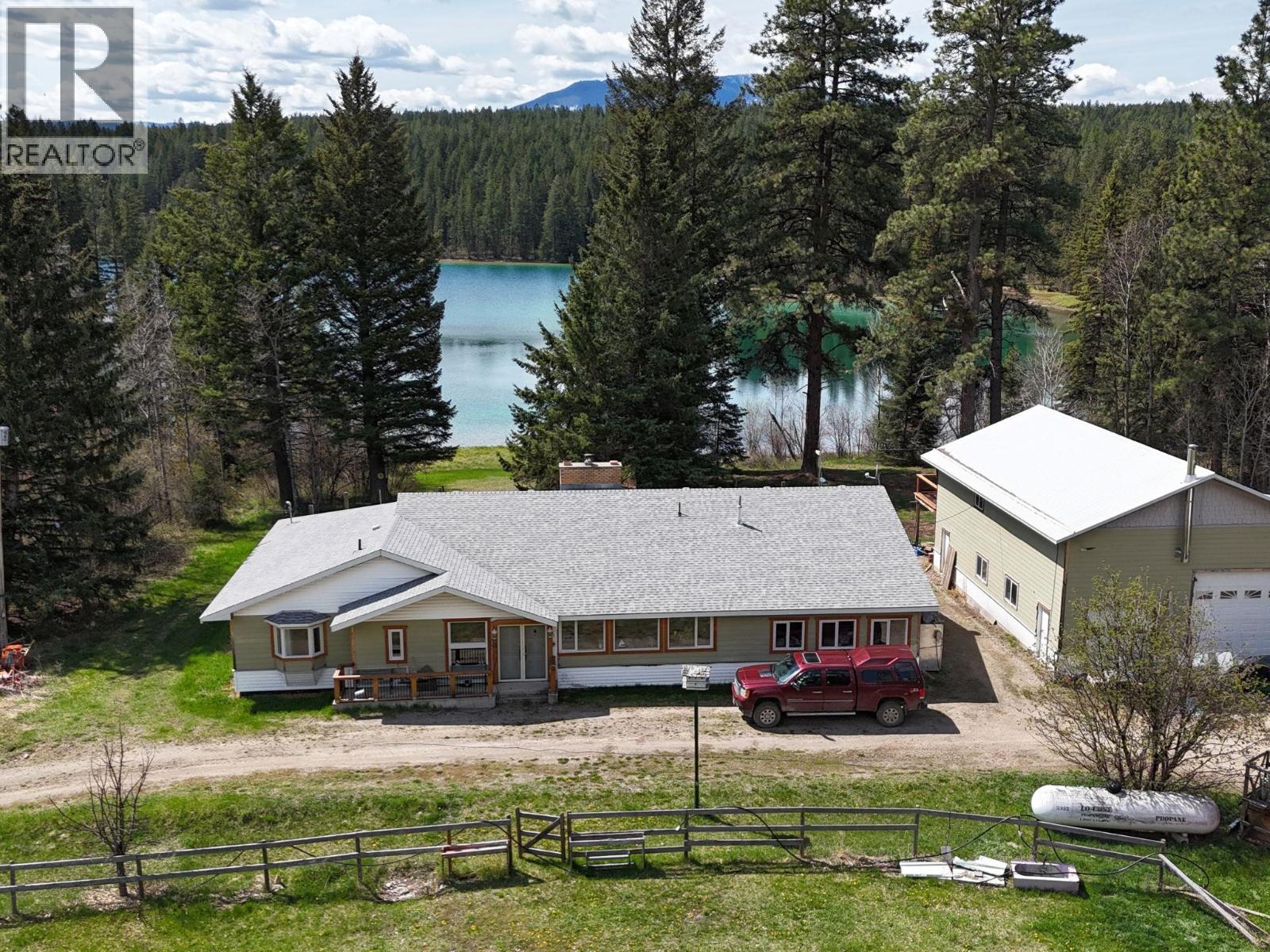 2325 Wardner Fort Steele Road Property Photo 6