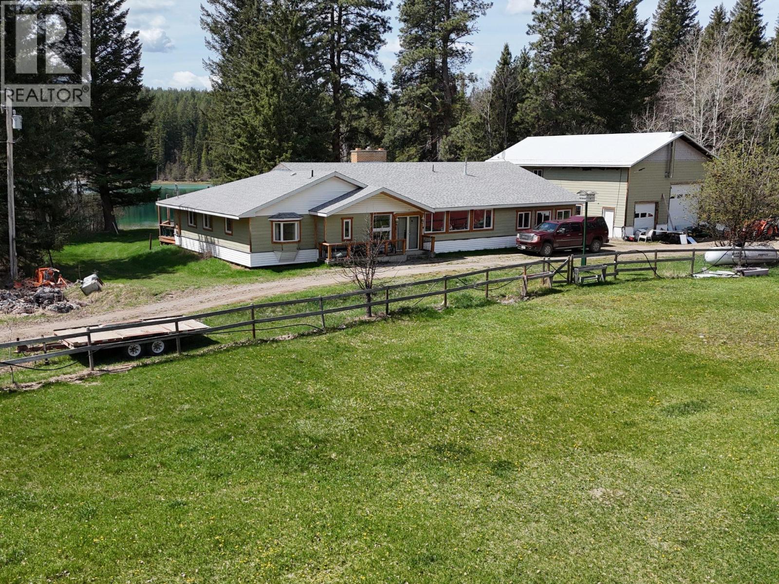 2325 Wardner Fort Steele Road Property Photo 9