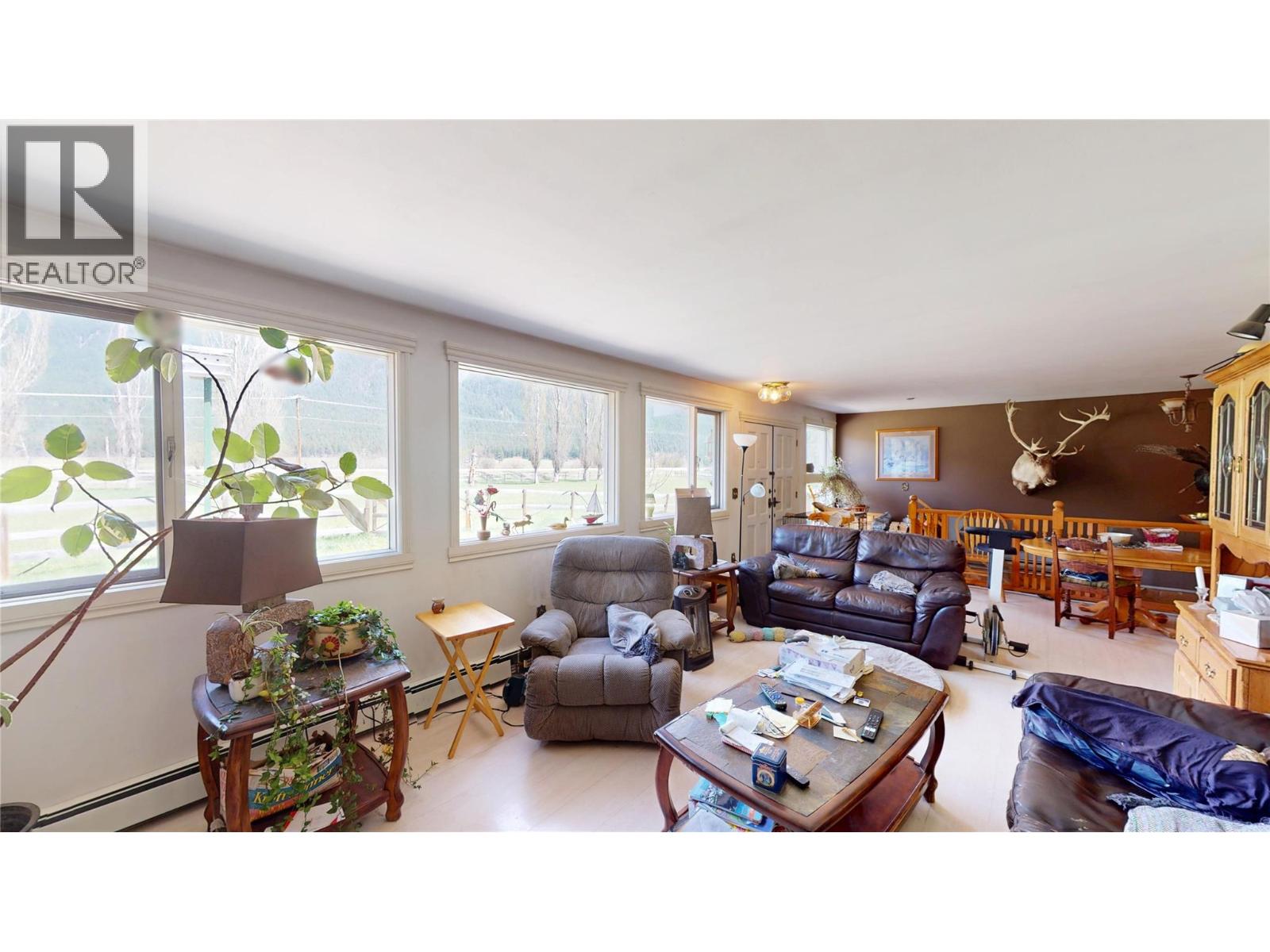 2325 Wardner Fort Steele Road Property Photo 14