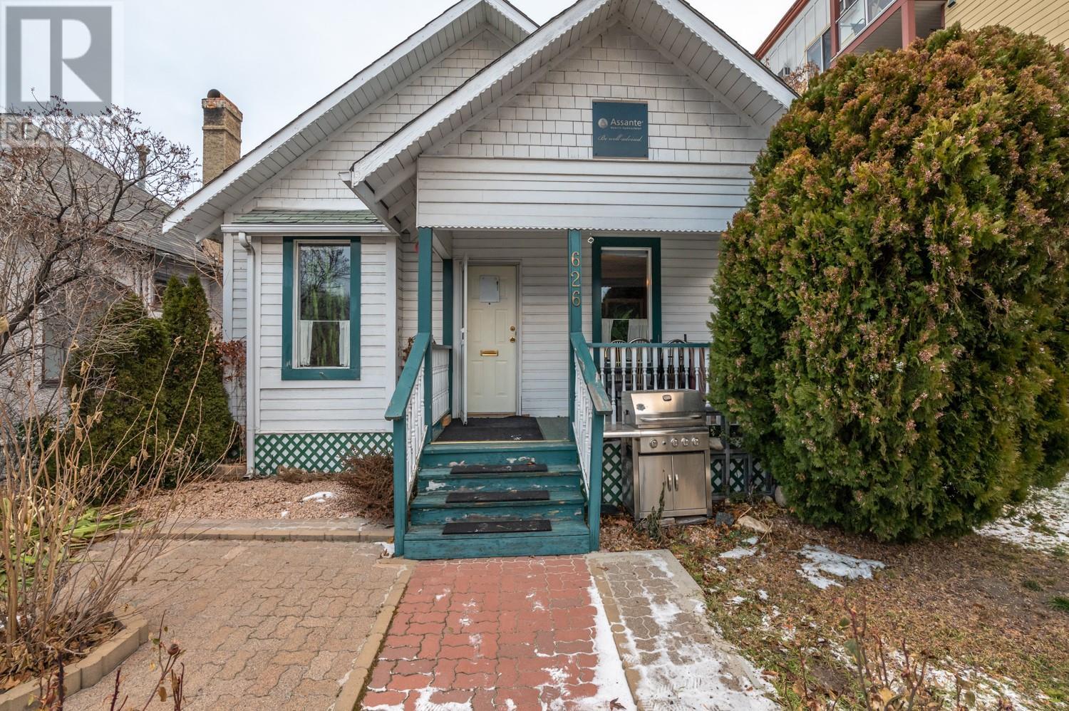 626 Martin Street Property Photo 18